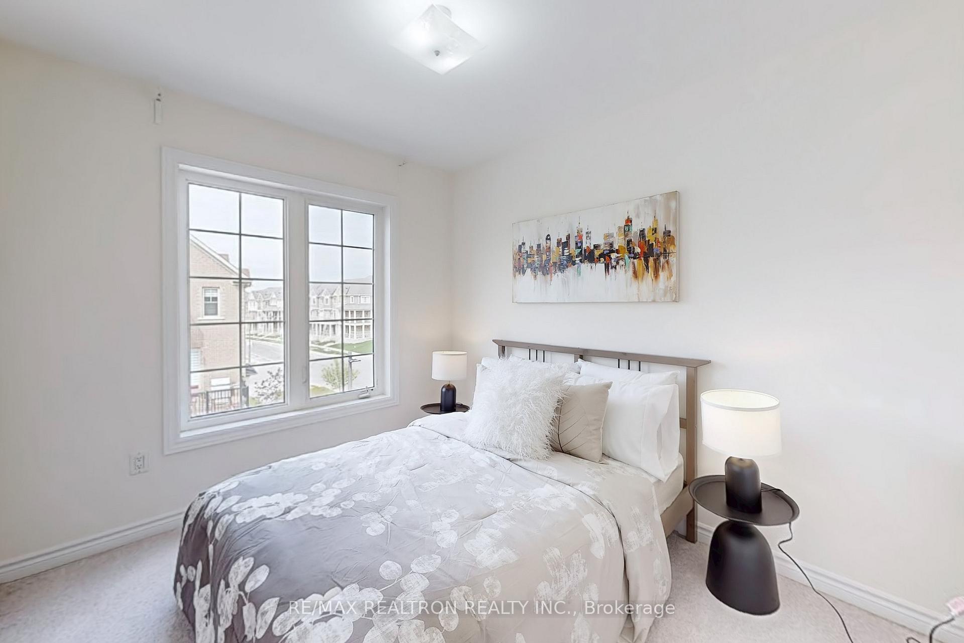 Photo 14 of 189 Rustle Woods Avenue, Markham, Cornell — HOMEH