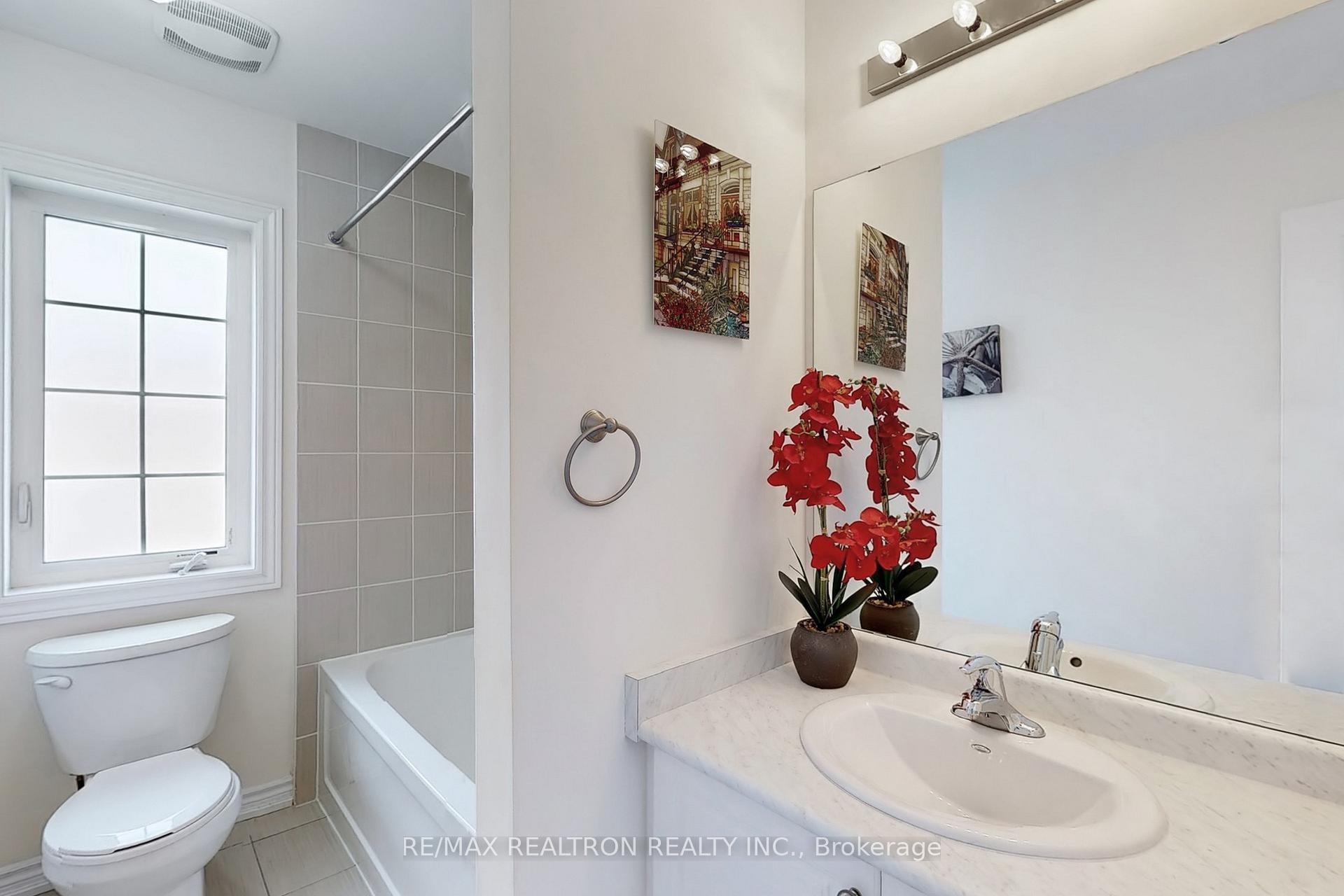 Photo 7 of 189 Rustle Woods Avenue, Markham, Cornell — HOMEH