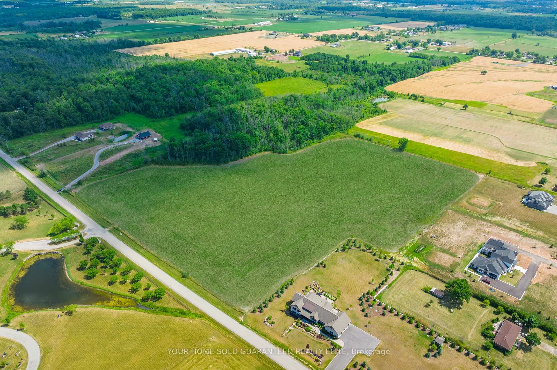 Photo 7 of 60 Elm Tree Road E, Grimsby, Grimsby Escarpment — HOMEH