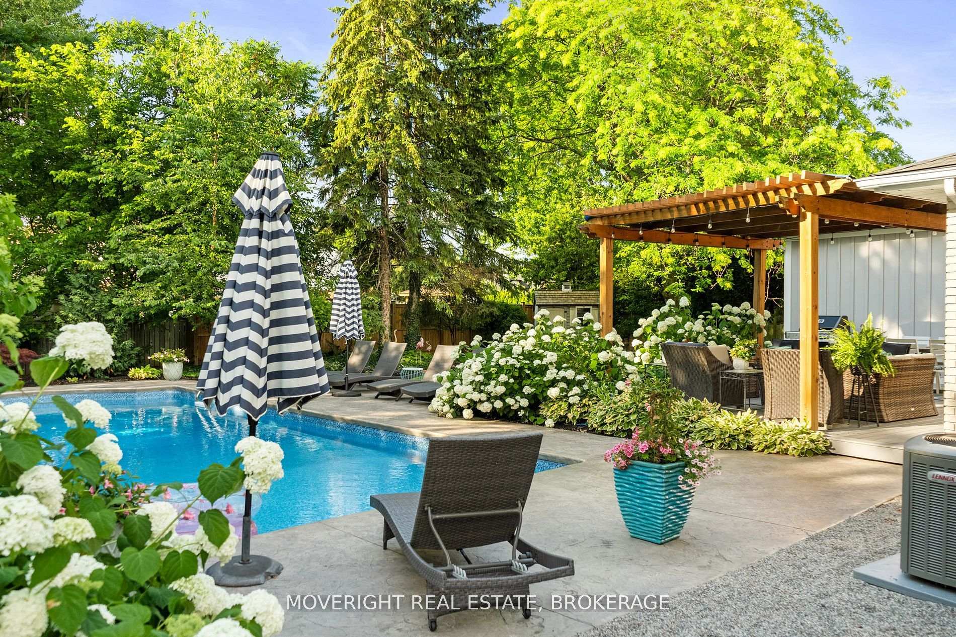 Photo 31 of 74 Port Master Drive, St. Catharines, Martindale Pond — HOMEH