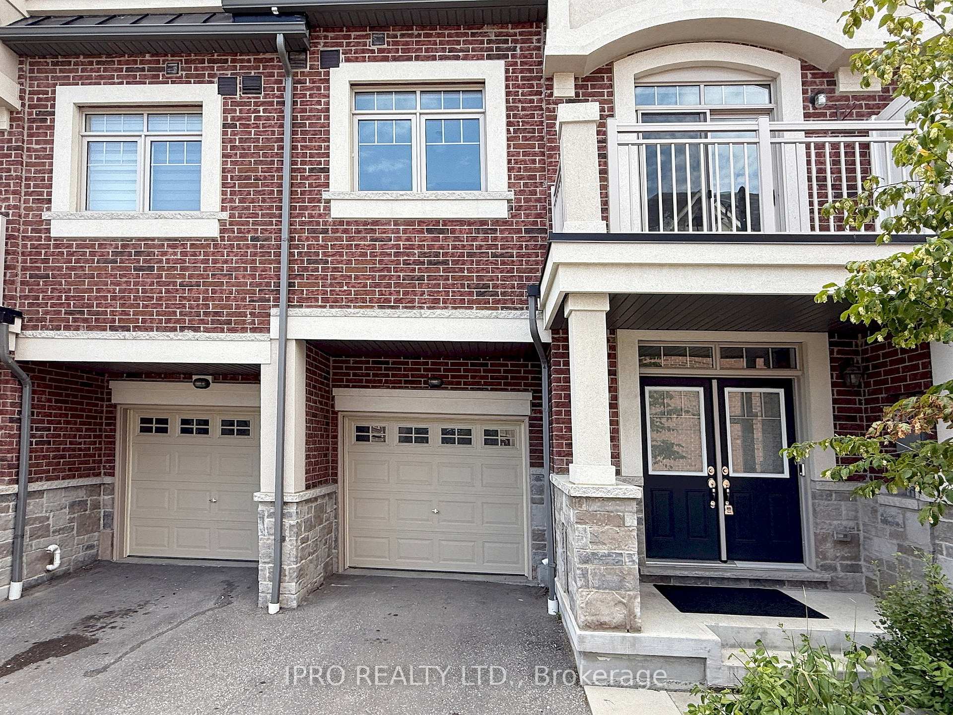 Photo 13 of 36 Coxhead Lane, Ajax, Central — HOMEH