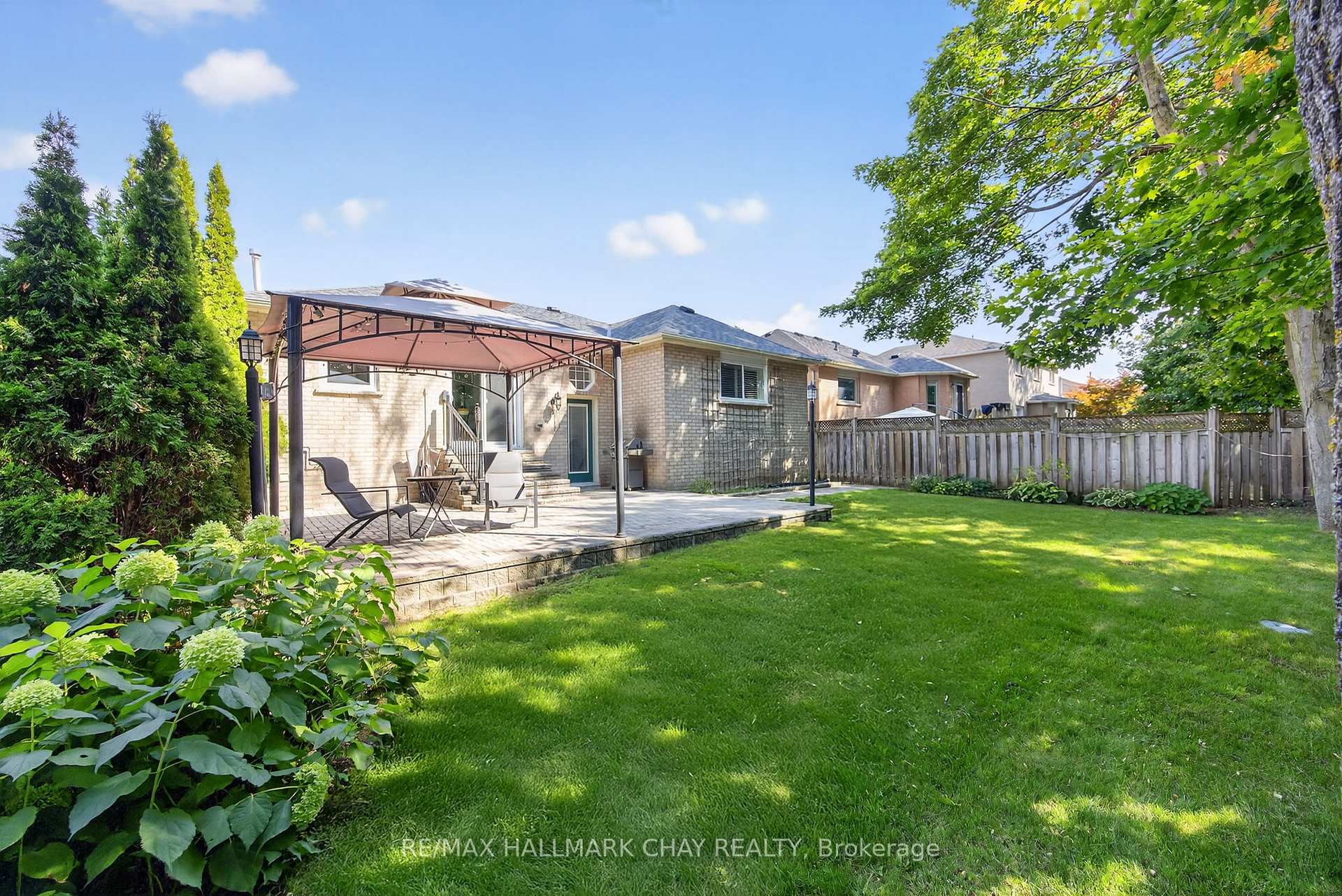 Photo 26 of 107 Brown Street, Barrie, Ardagh — HOMEH