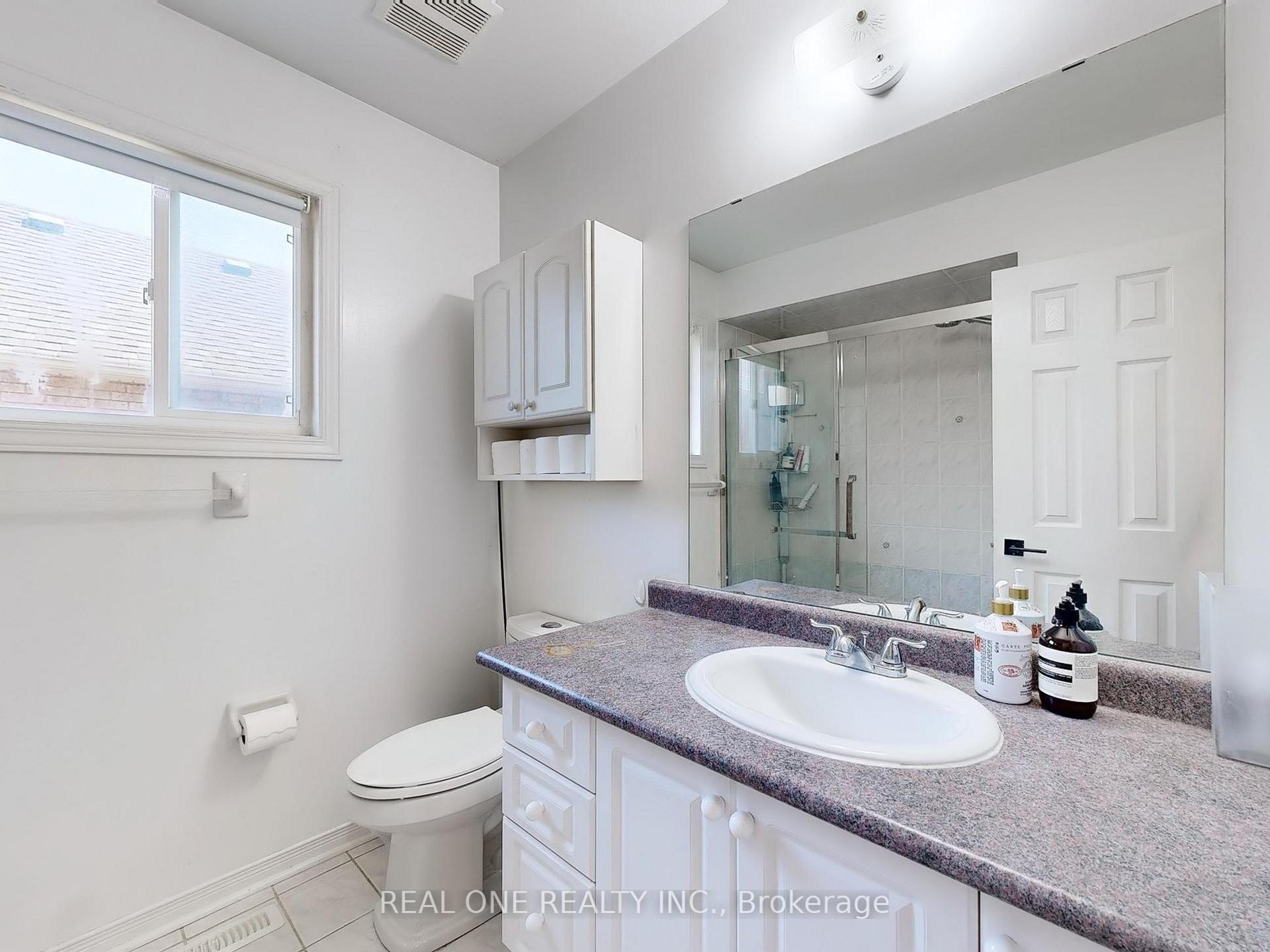Photo 20 of 89 Briar Path Lane, Markham, Berczy — HOMEH
