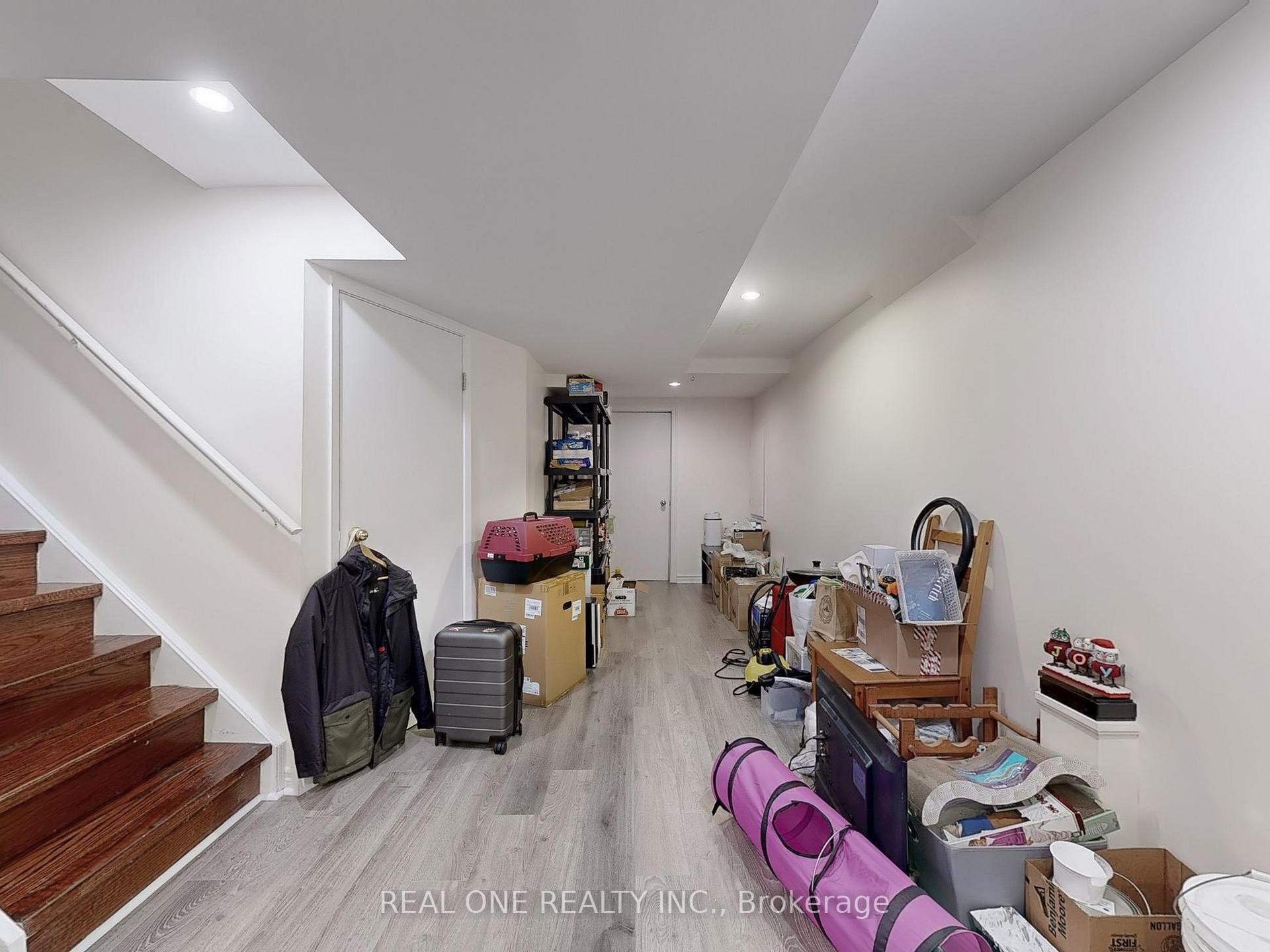 Photo 5 of 89 Briar Path Lane, Markham, Berczy — HOMEH
