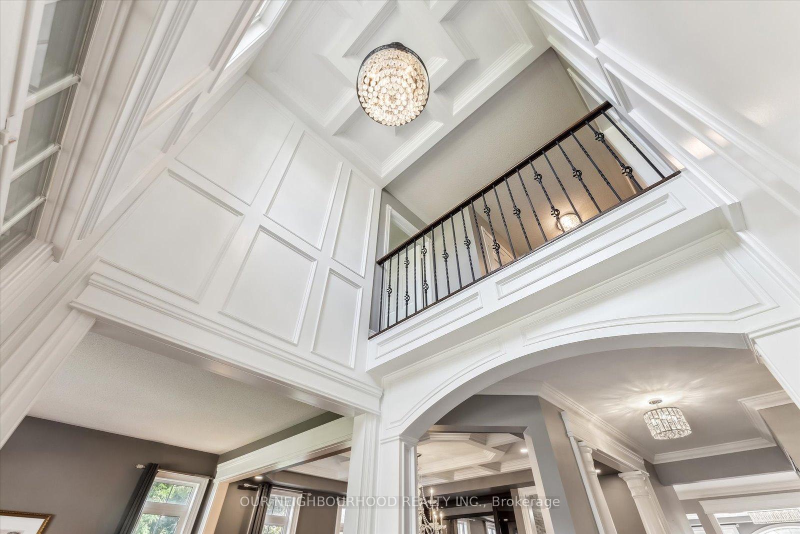 Photo 5 of 794 Hanmore Court, Oshawa, Pinecrest — HOMEH