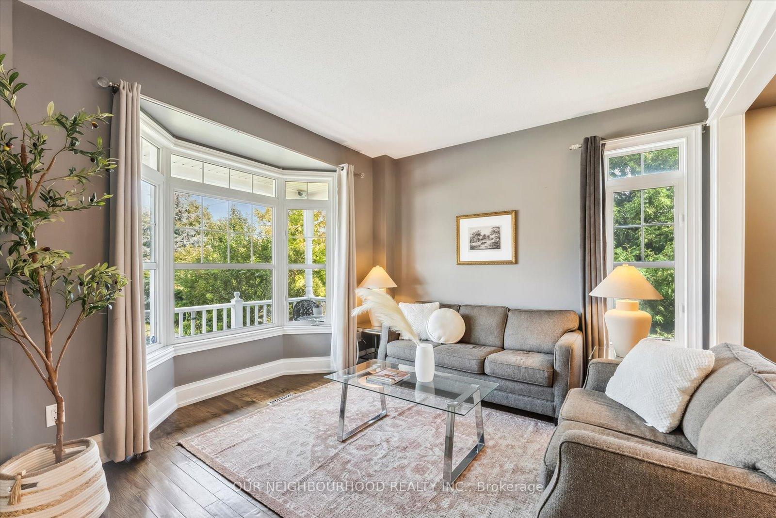 Photo 8 of 794 Hanmore Court, Oshawa, Pinecrest — HOMEH
