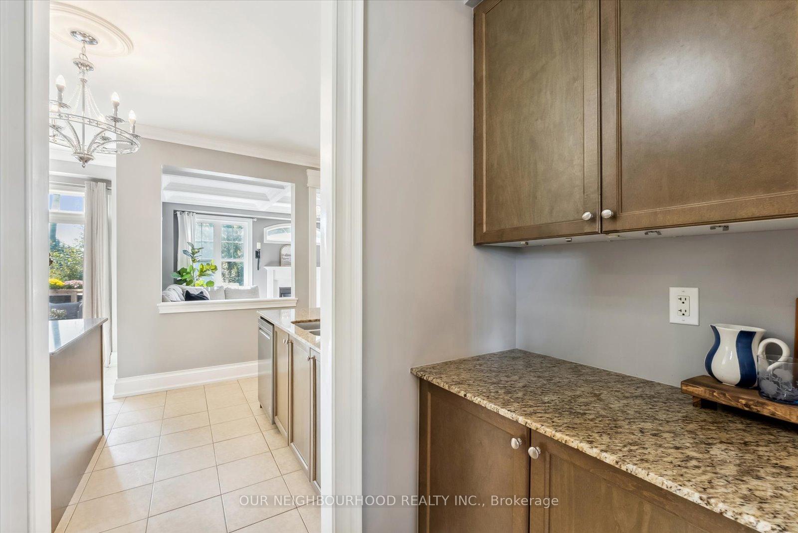Photo 24 of 794 Hanmore Court, Oshawa, Pinecrest — HOMEH