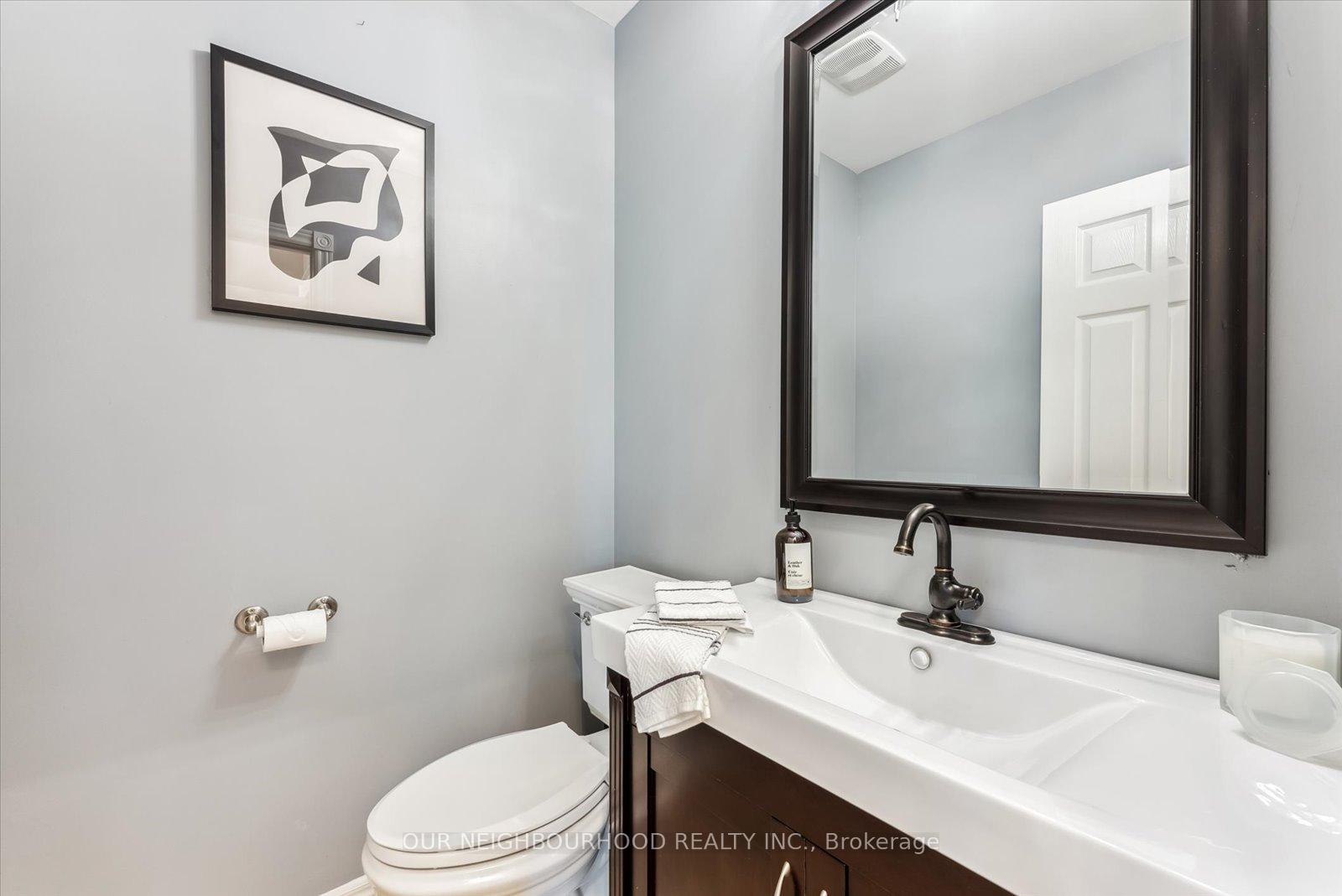 Photo 17 of 794 Hanmore Court, Oshawa, Pinecrest — HOMEH