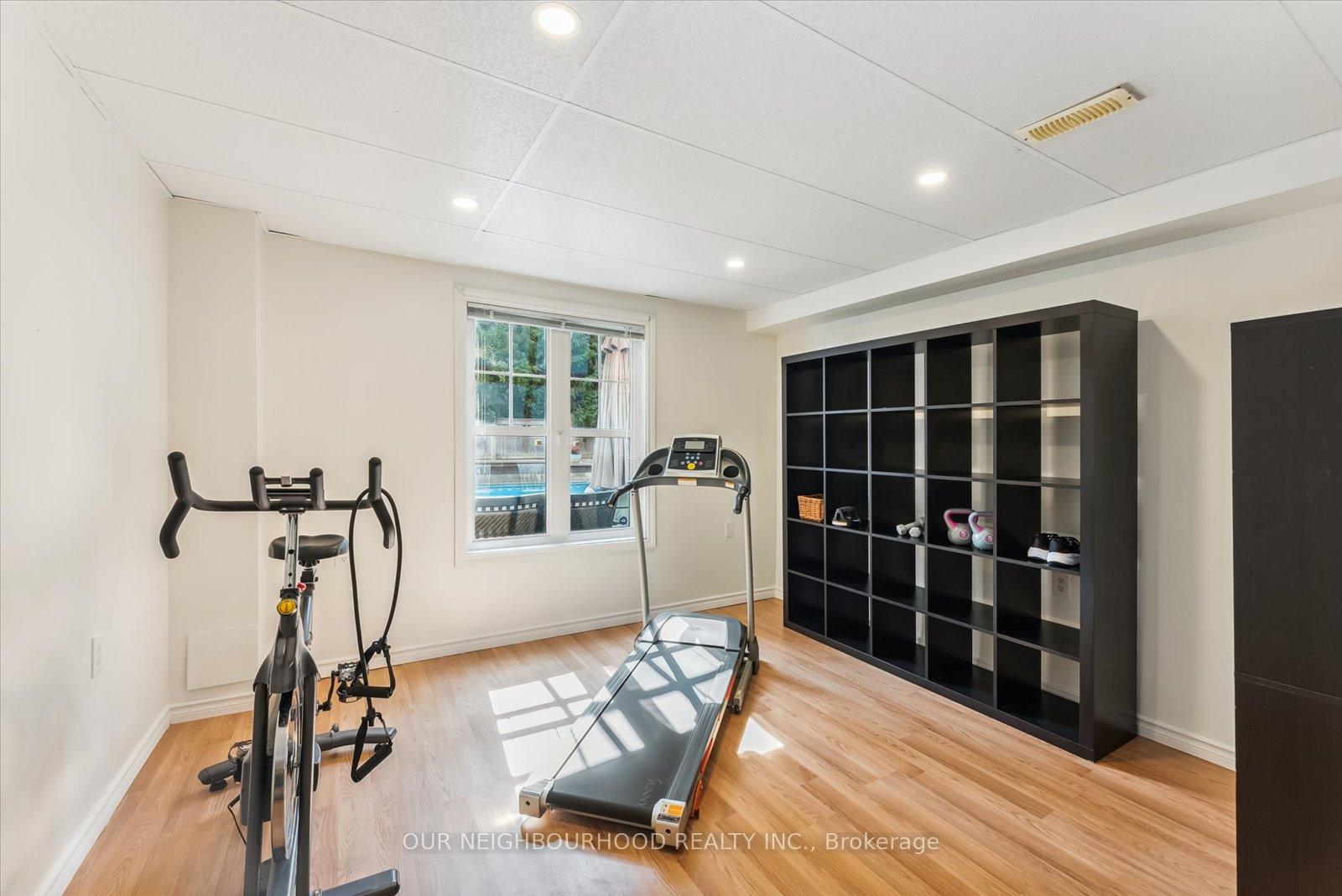 Photo 44 of 794 Hanmore Court, Oshawa, Pinecrest — HOMEH