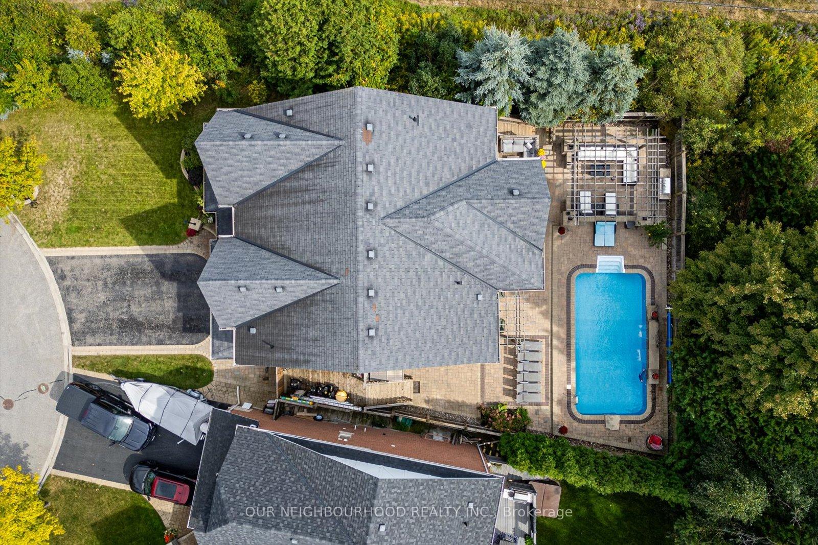 Photo 35 of 794 Hanmore Court, Oshawa, Pinecrest — HOMEH