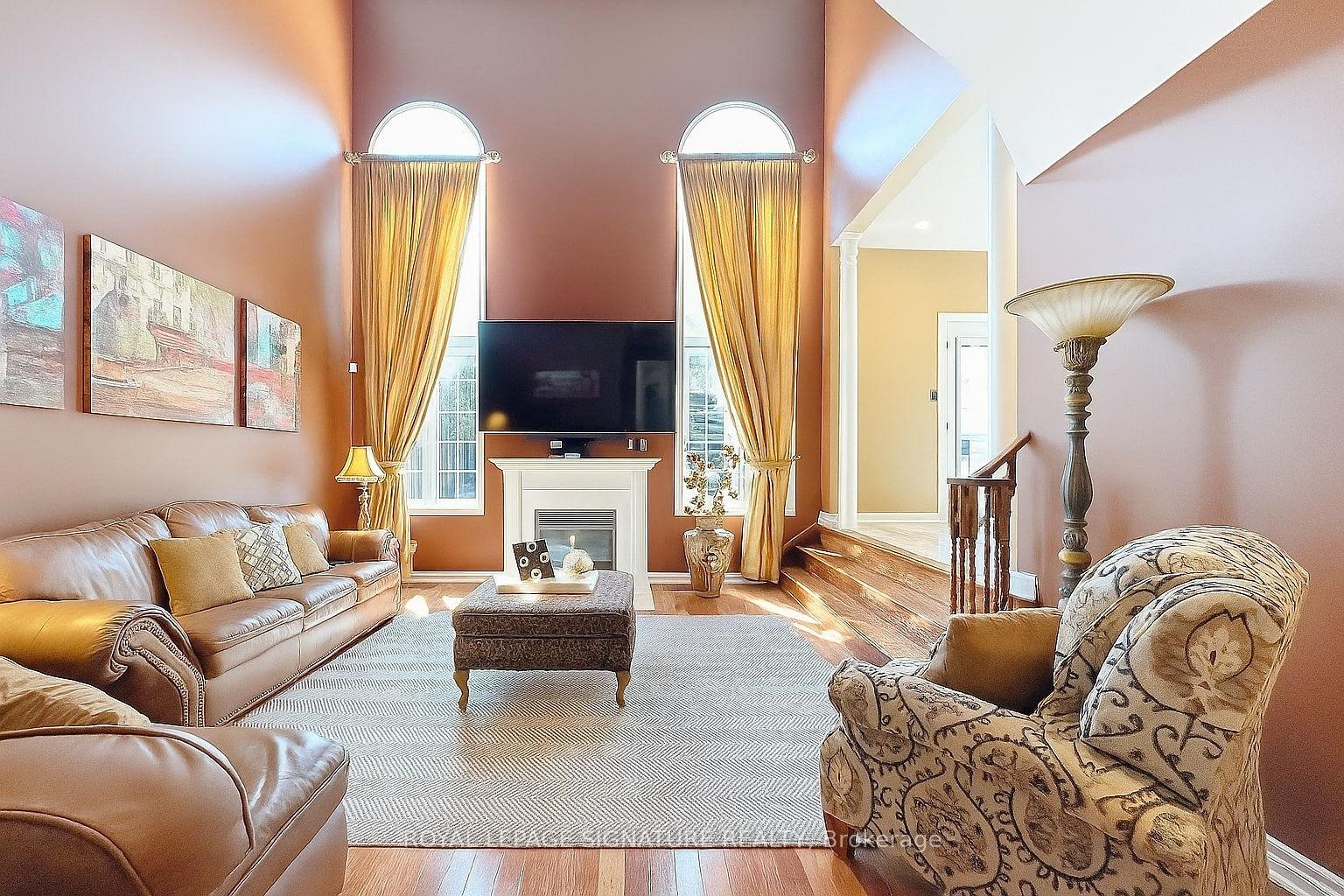 Photo 14 of 1 Osprey Drive, Vaughan, Vellore Village — HOMEH