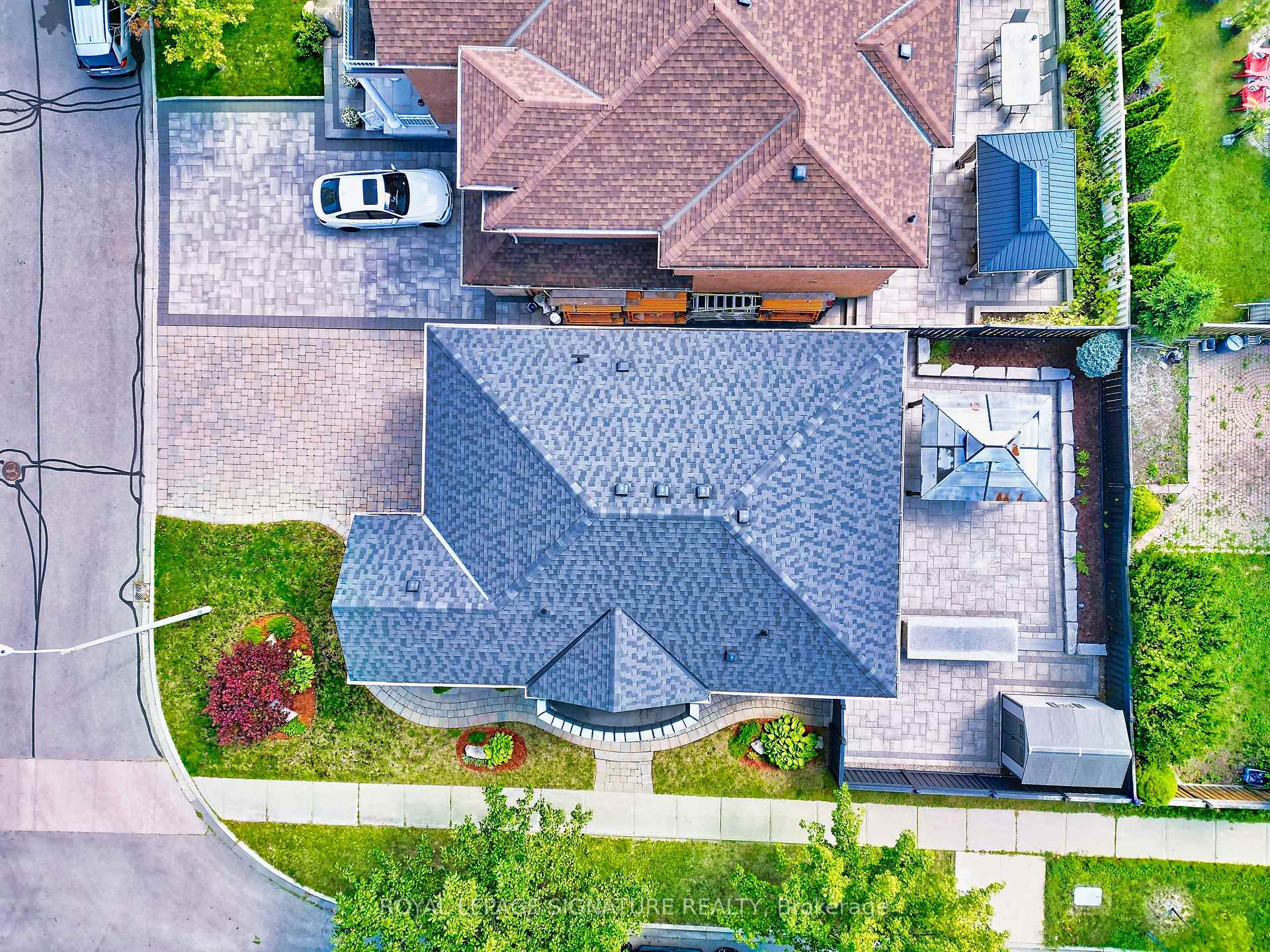 Photo 13 of 1 Osprey Drive, Vaughan, Vellore Village — HOMEH