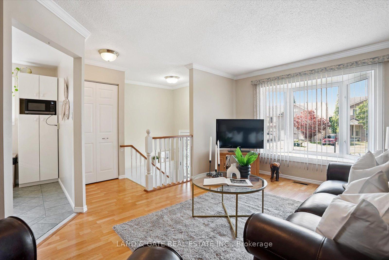 Photo 14 of 1327 Pinehurst Avenue, Oshawa, Donevan — HOMEH
