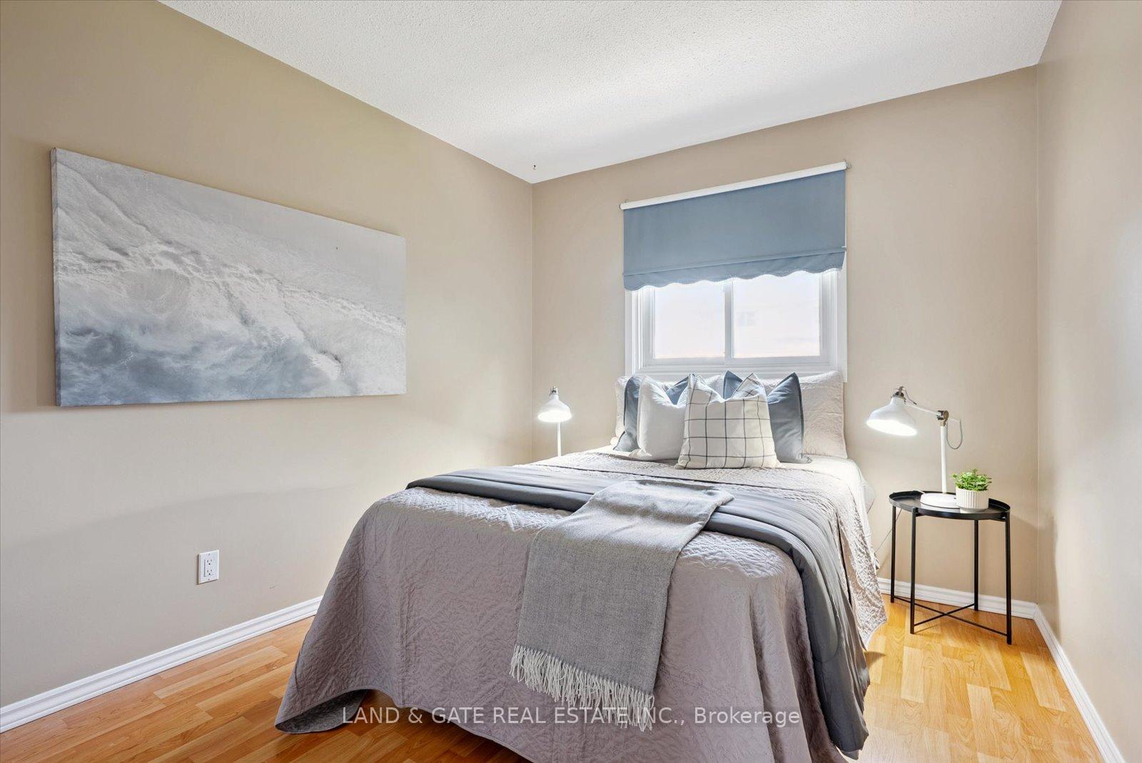 Photo 13 of 1327 Pinehurst Avenue, Oshawa, Donevan — HOMEH