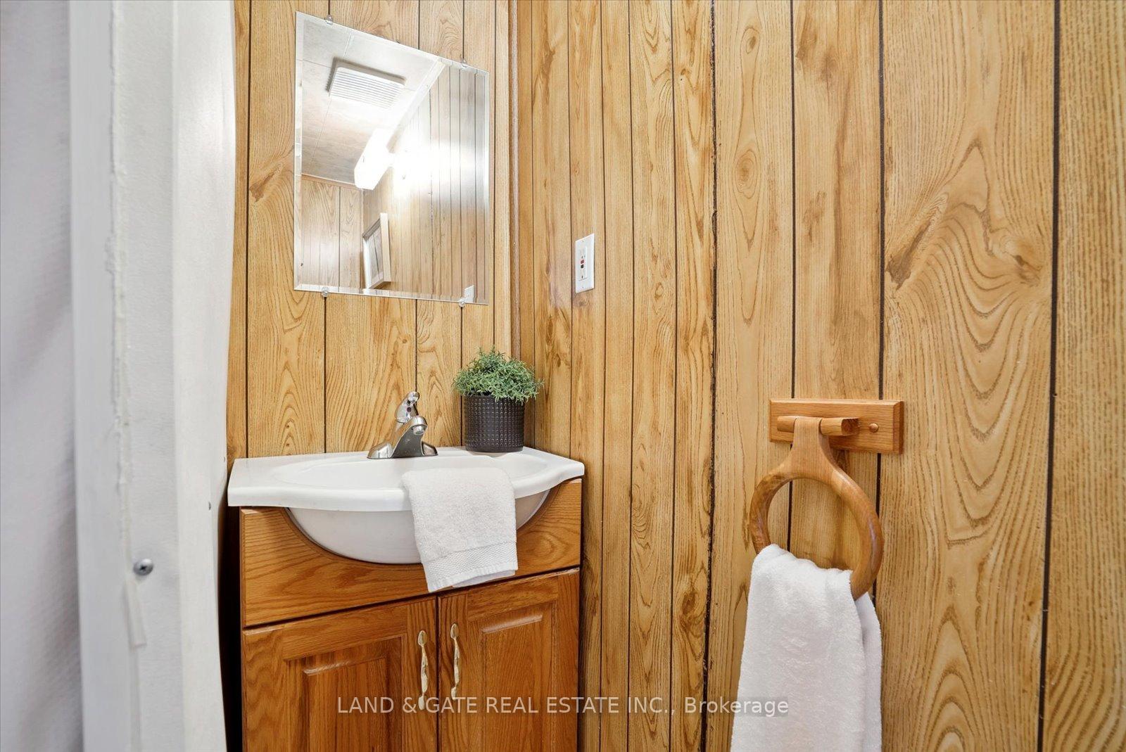 Photo 35 of 1327 Pinehurst Avenue, Oshawa, Donevan — HOMEH