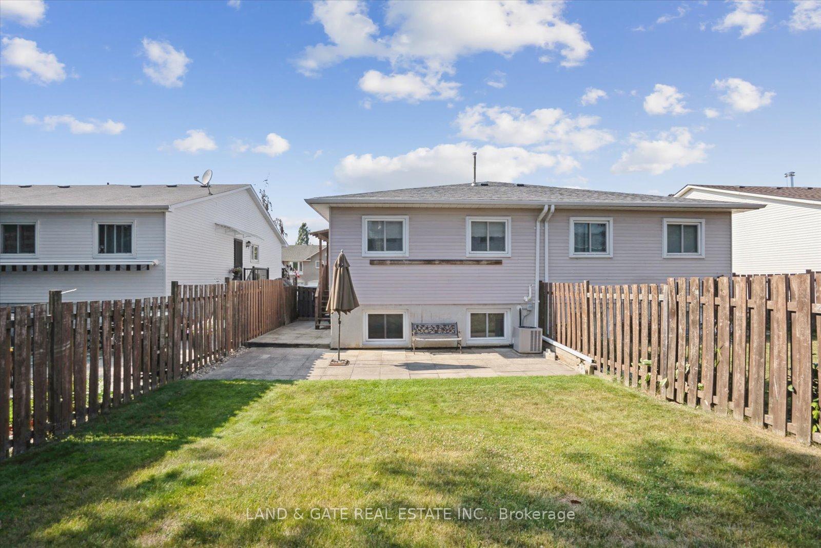 Photo 16 of 1327 Pinehurst Avenue, Oshawa, Donevan — HOMEH