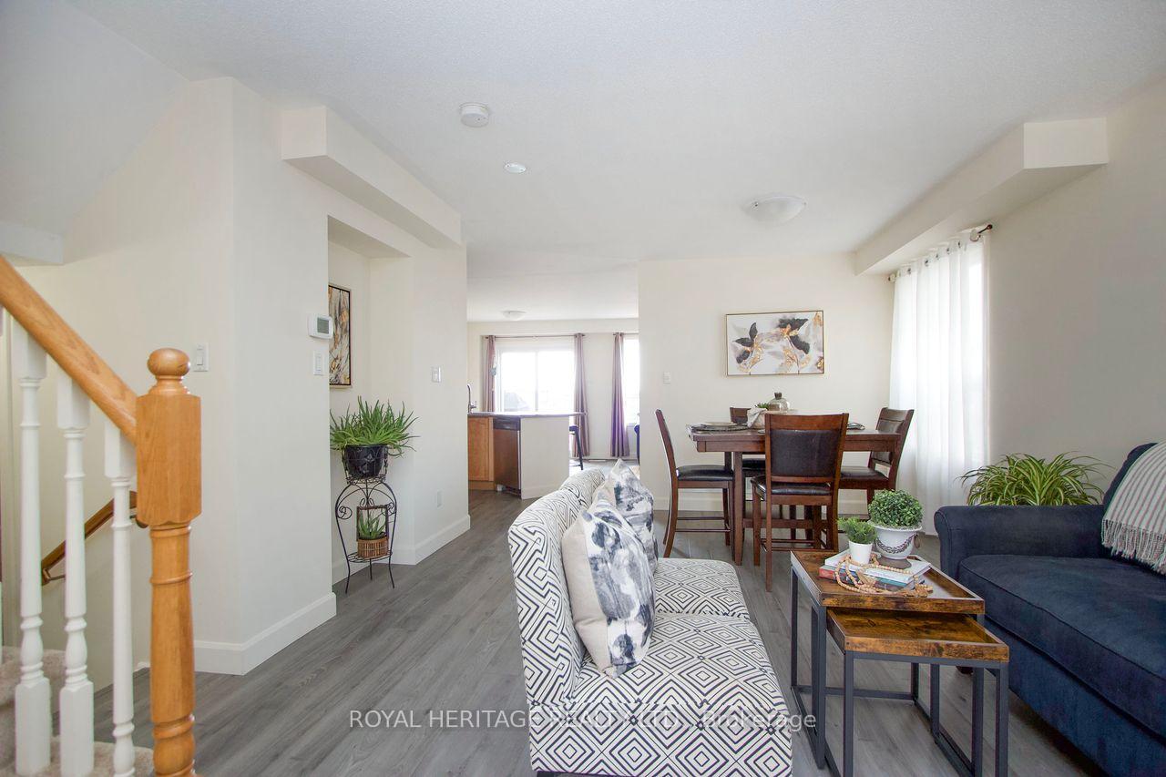 Photo 14 of 51 Shady Lane Crescent, Clarington, Bowmanville — HOMEH