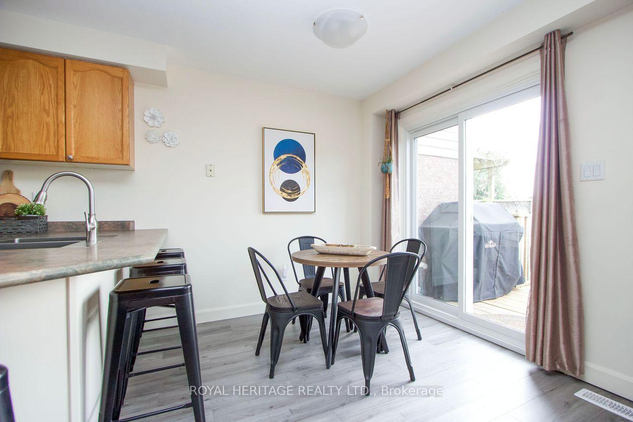 Photo 9 of 51 Shady Lane Crescent, Clarington, Bowmanville — HOMEH