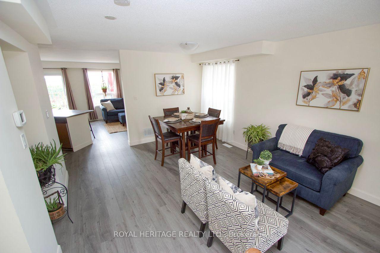 Photo 23 of 51 Shady Lane Crescent, Clarington, Bowmanville — HOMEH