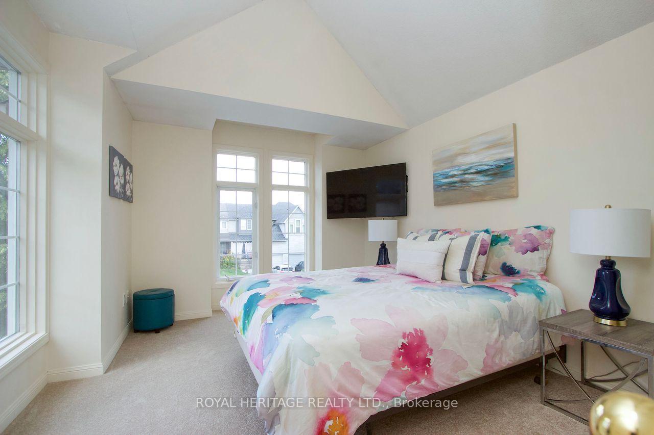 Photo 20 of 51 Shady Lane Crescent, Clarington, Bowmanville — HOMEH