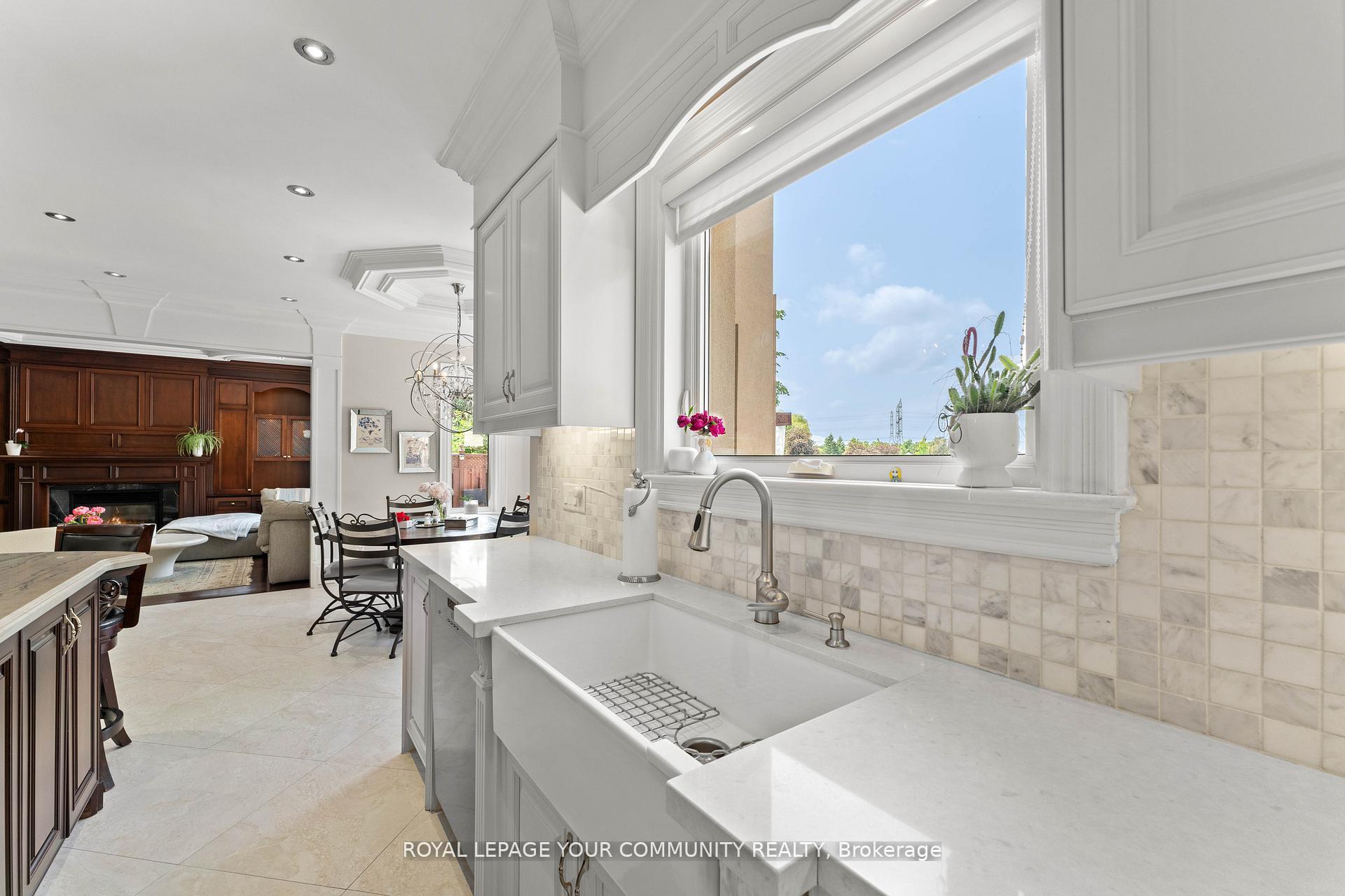 Photo 19 of 118 Forest Lane Drive, Vaughan, Beverley Glen — HOMEH
