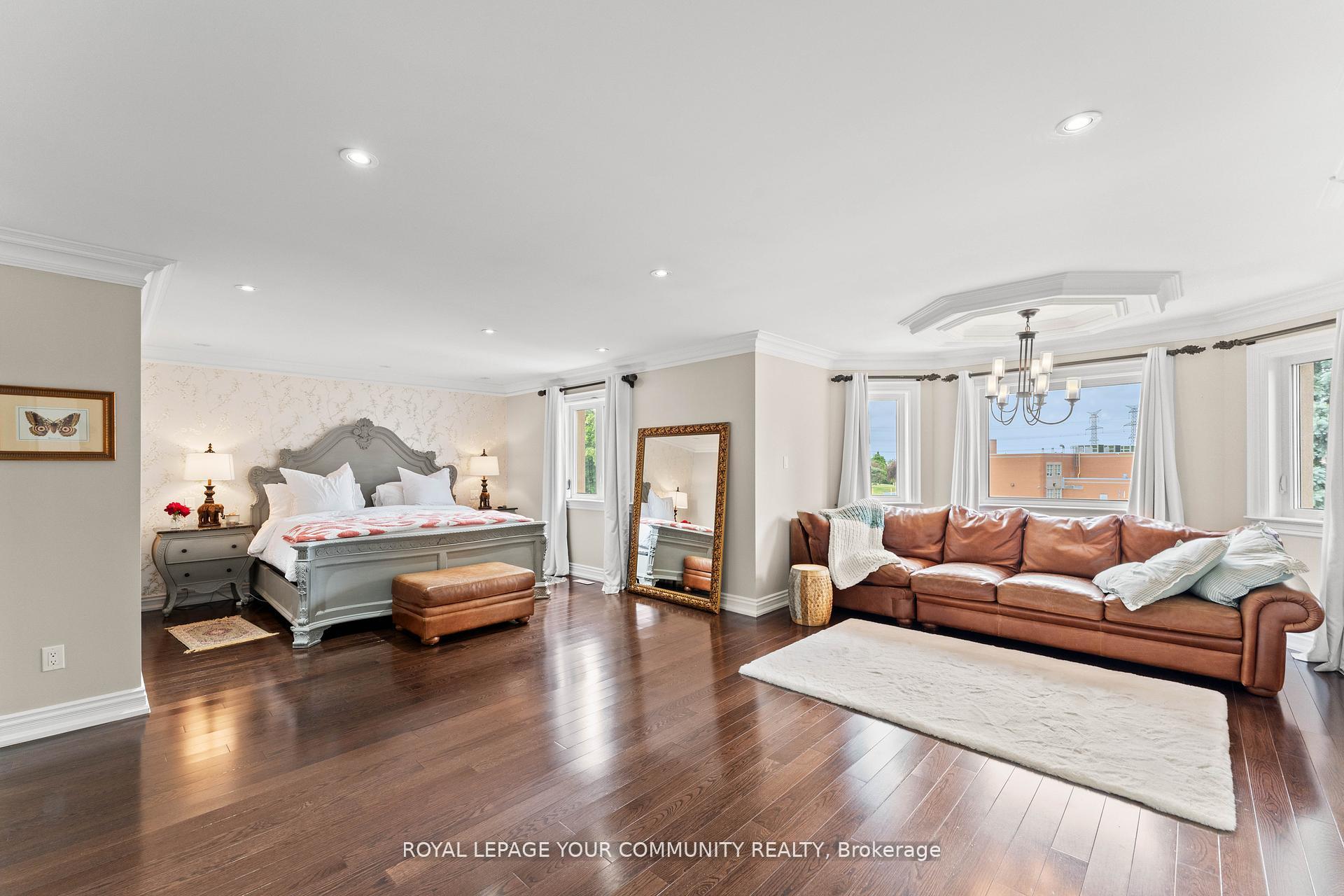 Photo 16 of 118 Forest Lane Drive, Vaughan, Beverley Glen — HOMEH
