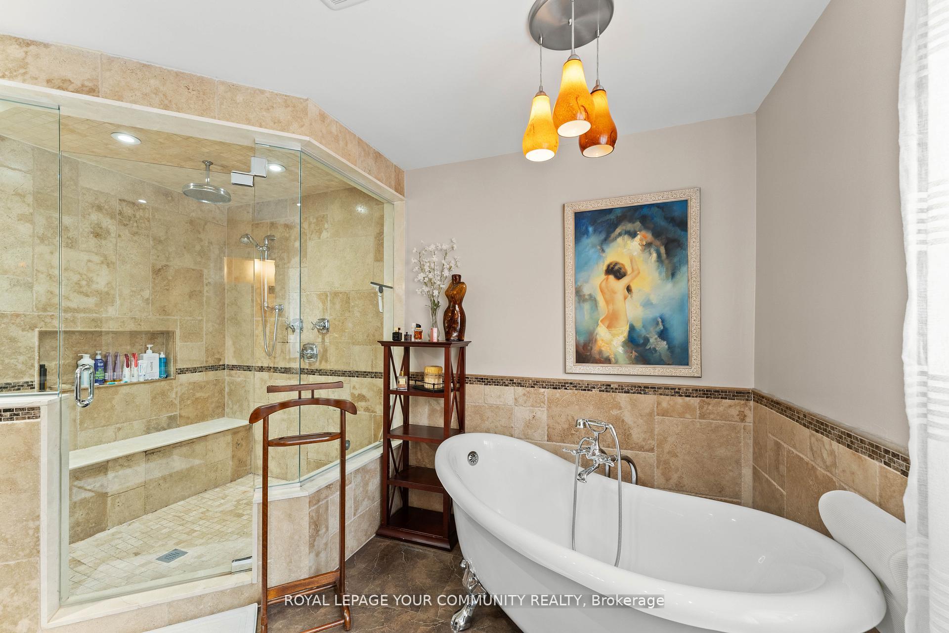 Photo 24 of 118 Forest Lane Drive, Vaughan, Beverley Glen — HOMEH