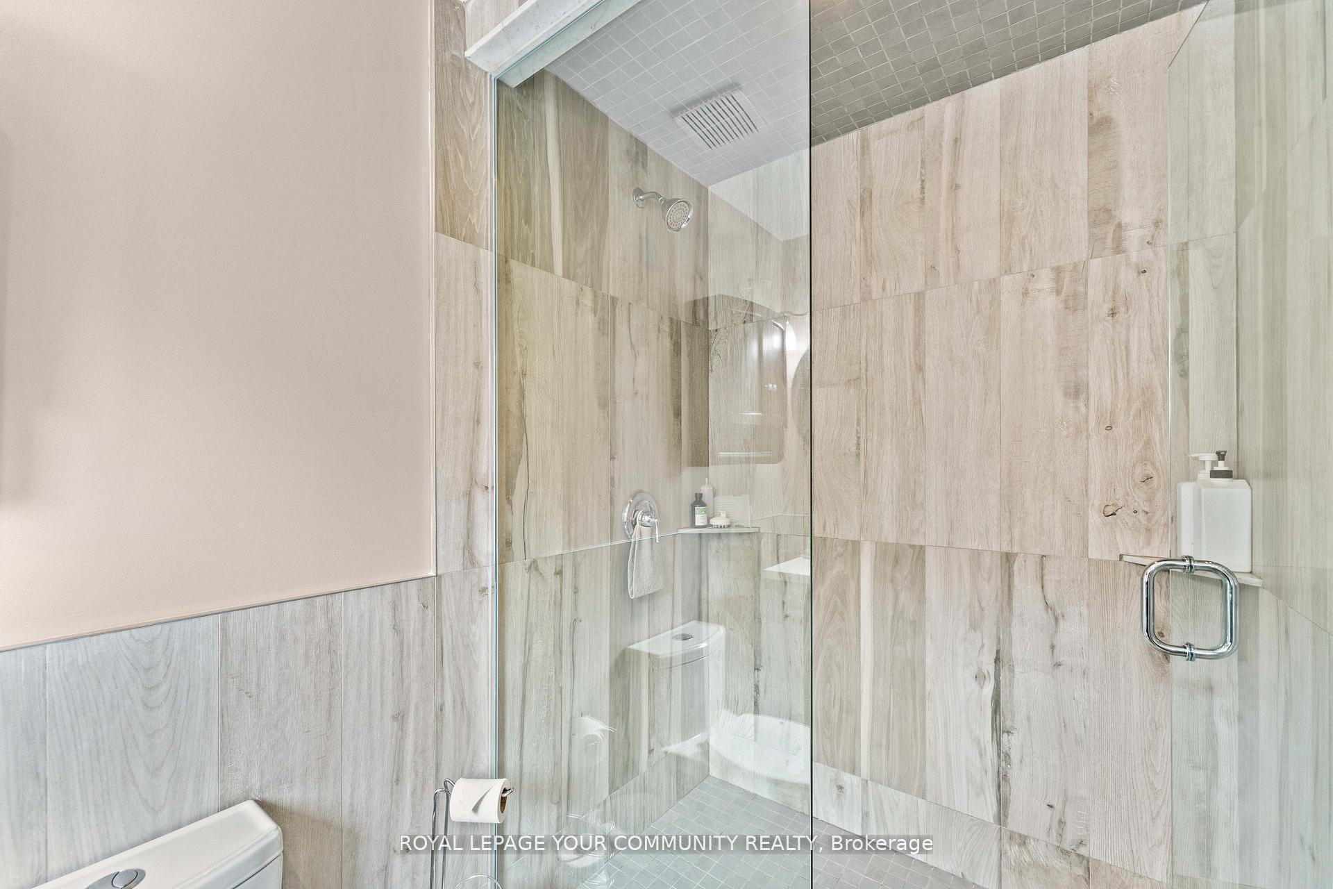 Photo 27 of 118 Forest Lane Drive, Vaughan, Beverley Glen — HOMEH