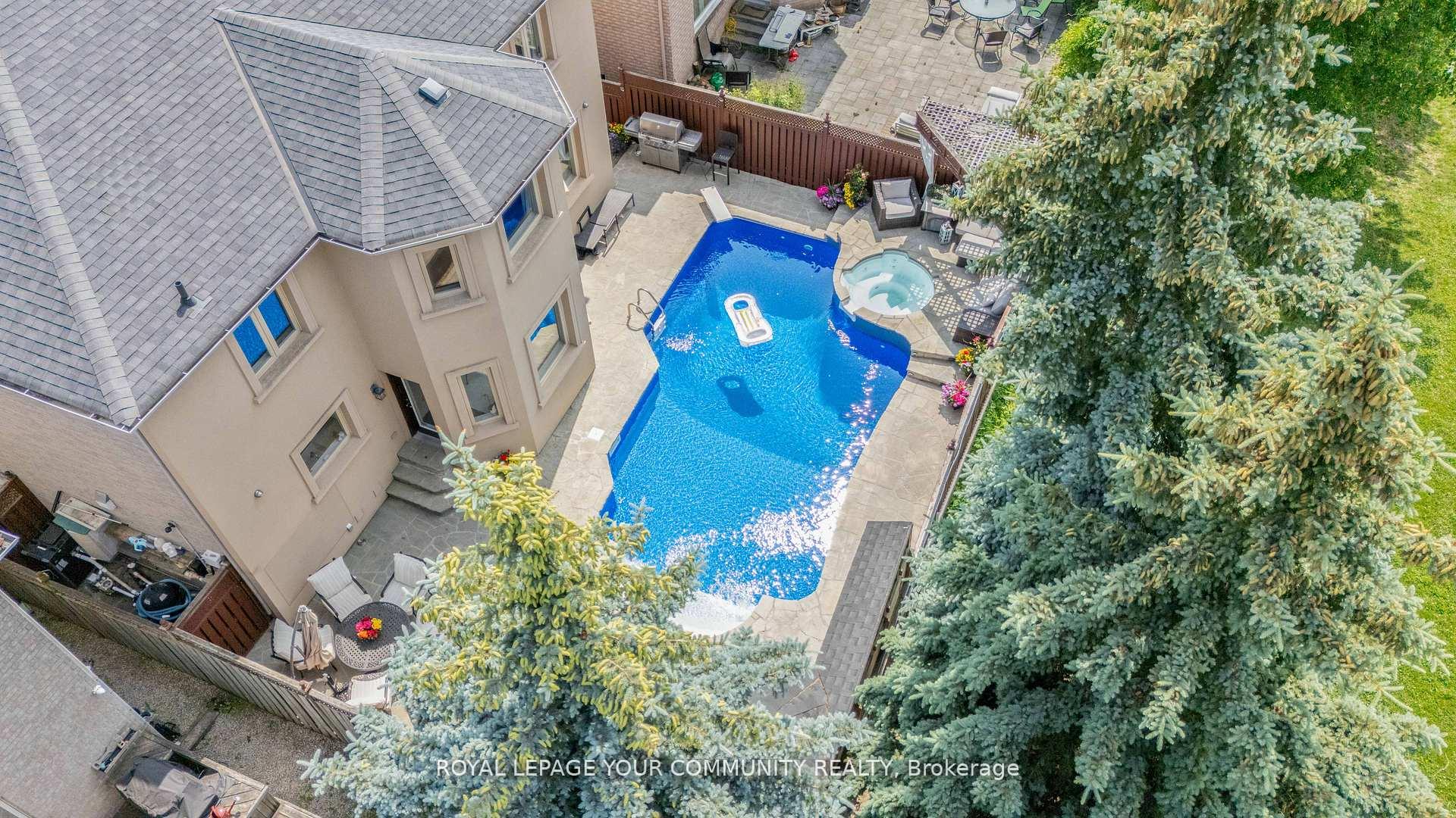 Photo 45 of 118 Forest Lane Drive, Vaughan, Beverley Glen — HOMEH