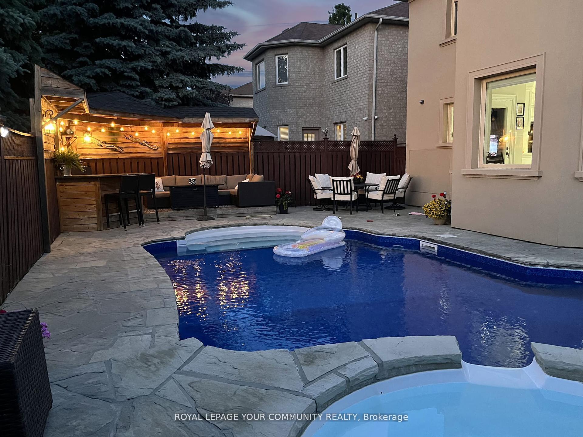 Photo 38 of 118 Forest Lane Drive, Vaughan, Beverley Glen — HOMEH