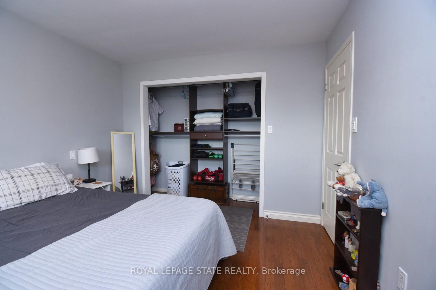 Photo 12 of 1007 Upper Sherman Avenue, Hamilton, Lawfield — HOMEH