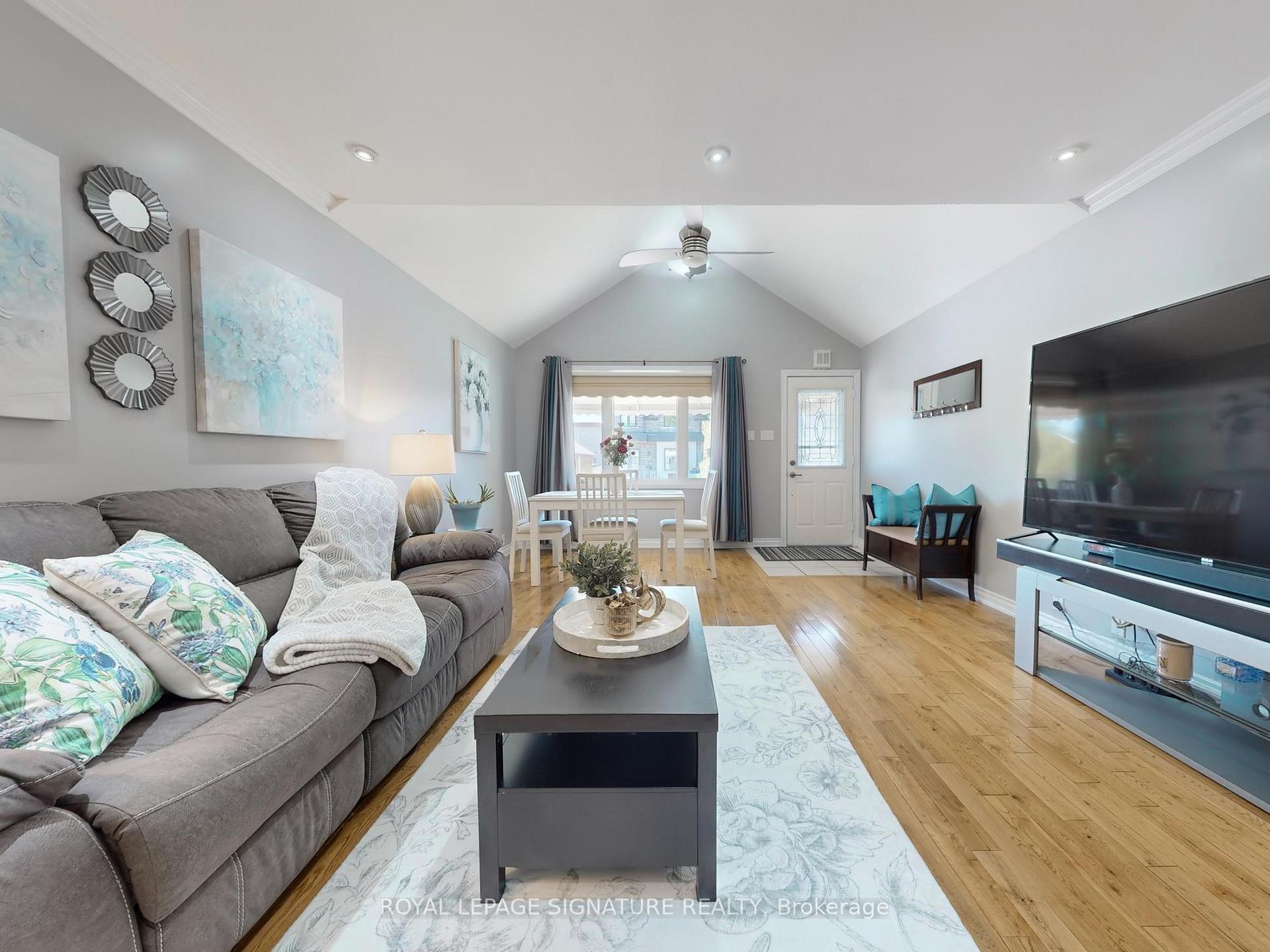 Photo 9 of 261 Glebemount Avenue, Toronto, Danforth Village-East York — HOMEH