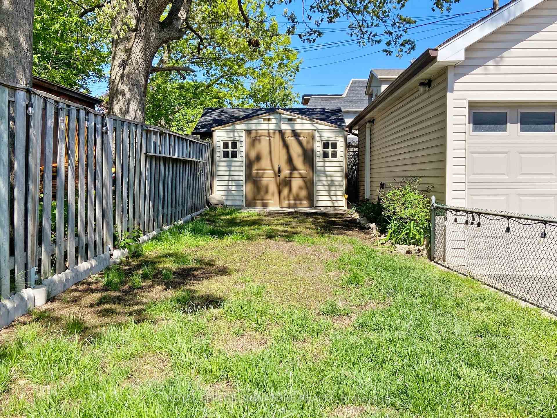 Photo 34 of 261 Glebemount Avenue, Toronto, Danforth Village-East York — HOMEH