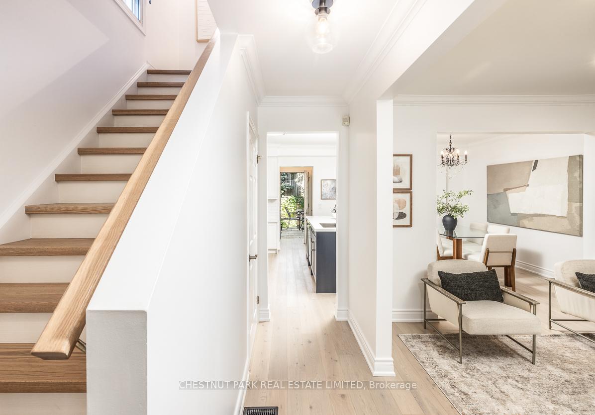 Photo 3 of 262 St Clements Avenue, Toronto, Yonge-Eglinton — HOMEH