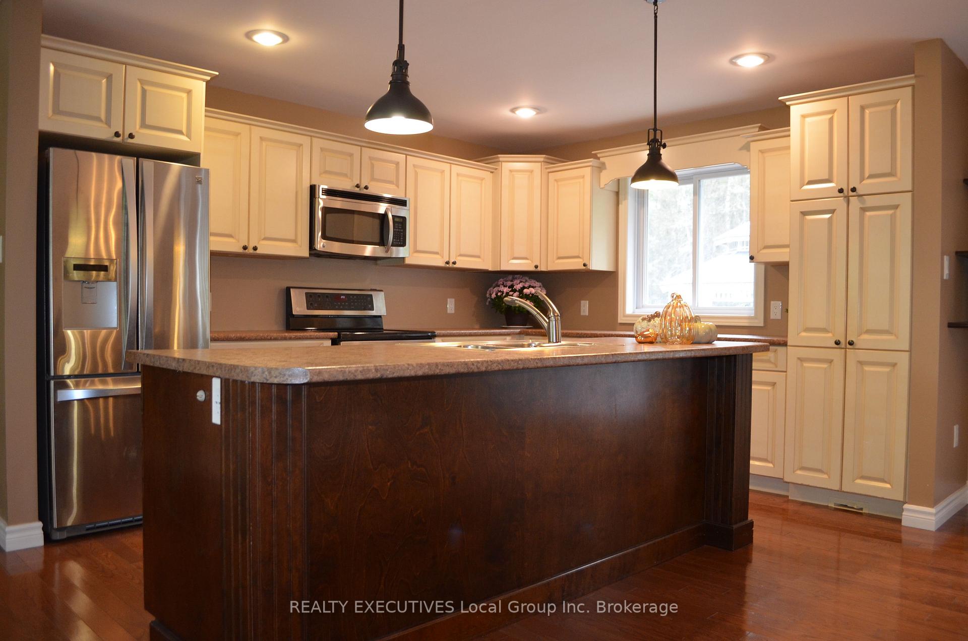 Photo 14 of 581 Ouellette Road, East Ferris — HOMEH