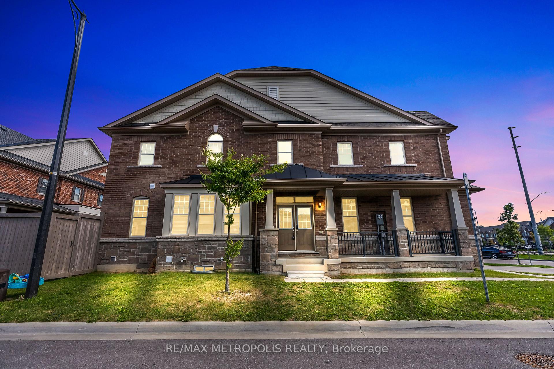 Photo 18 of 43 Pearman Crescent, Brampton, Northwest Brampton — HOMEH
