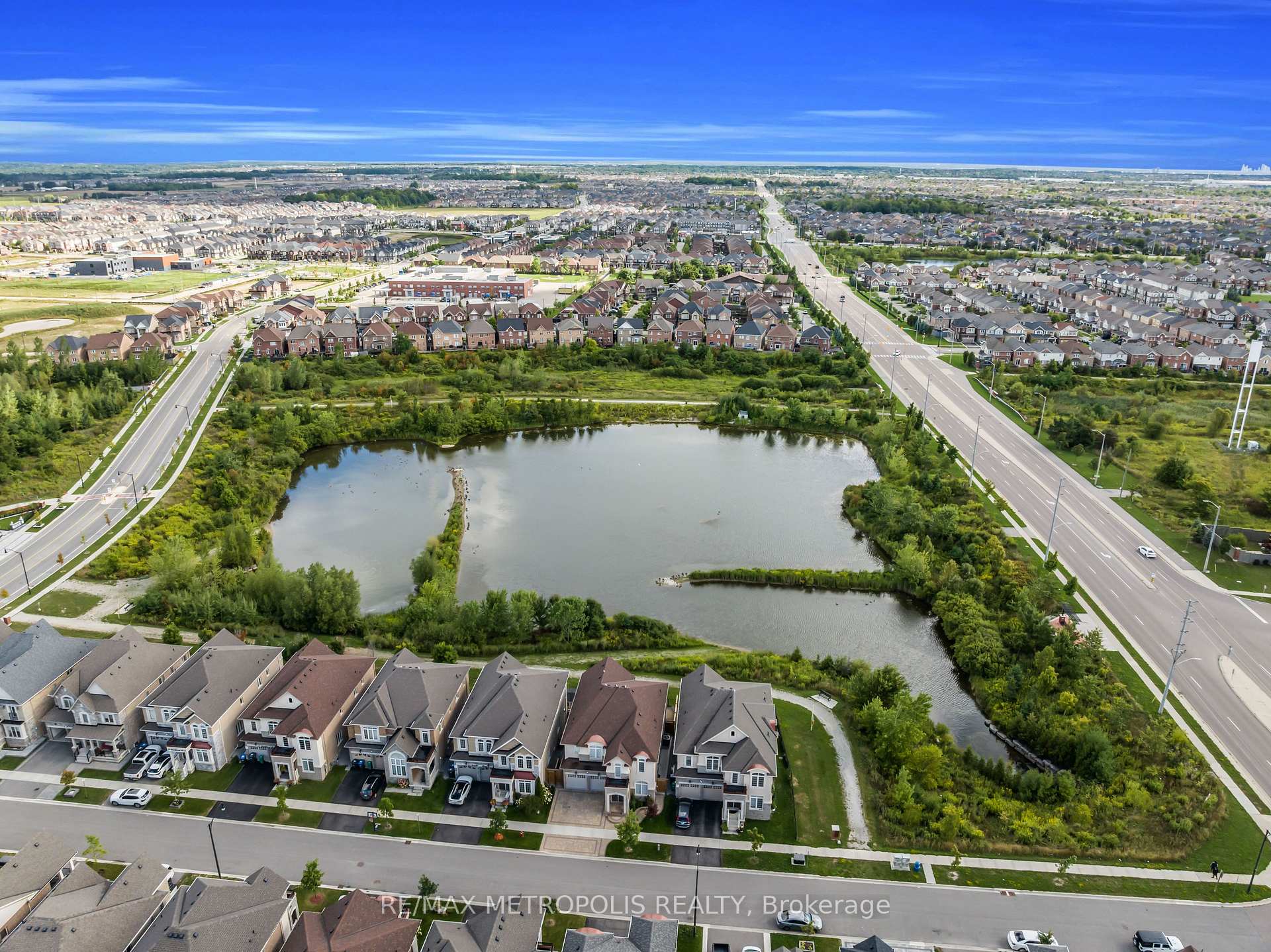 Photo 44 of 43 Pearman Crescent, Brampton, Northwest Brampton — HOMEH