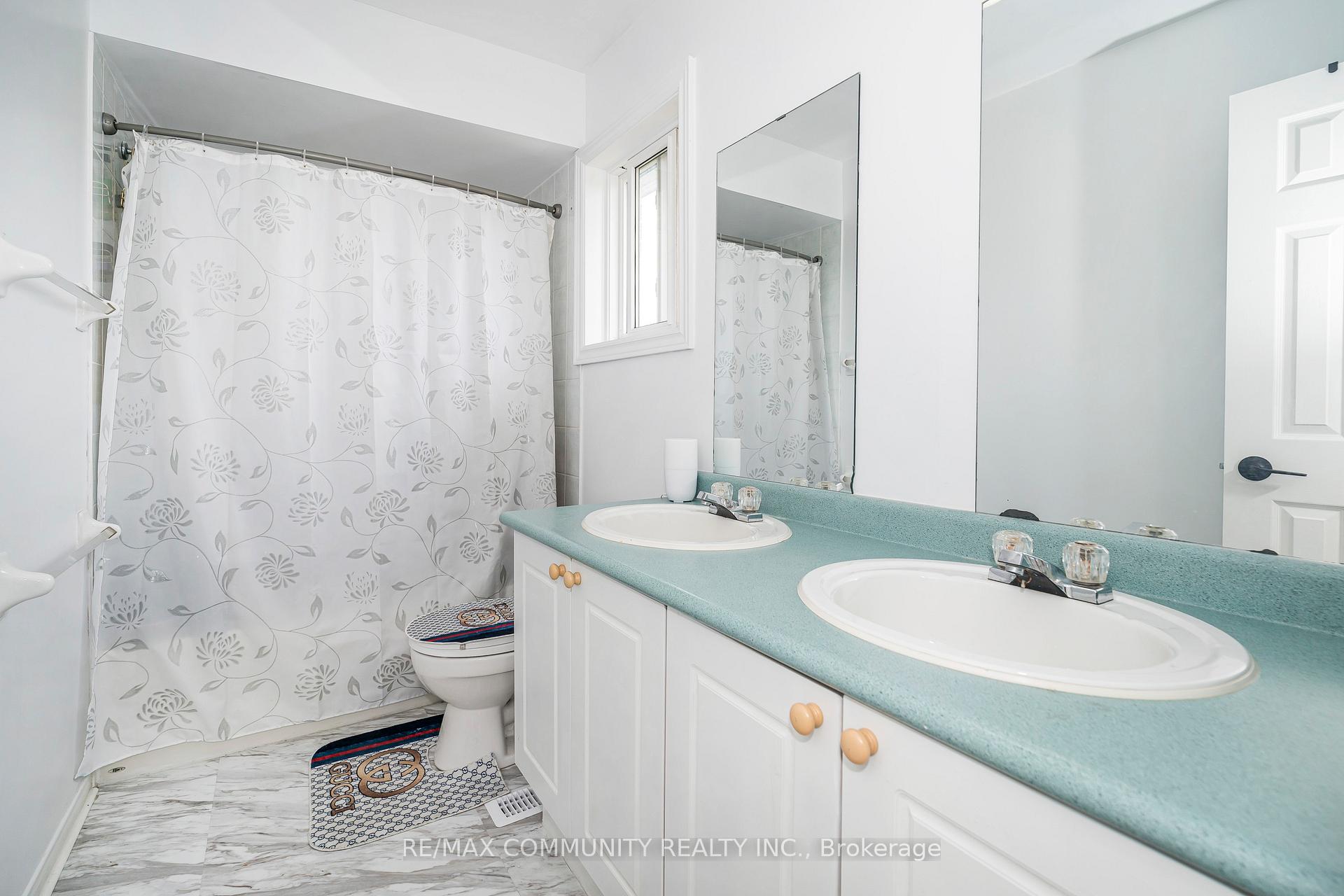 Photo 14 of 3 Tawn Crescent, Ajax, Central — HOMEH