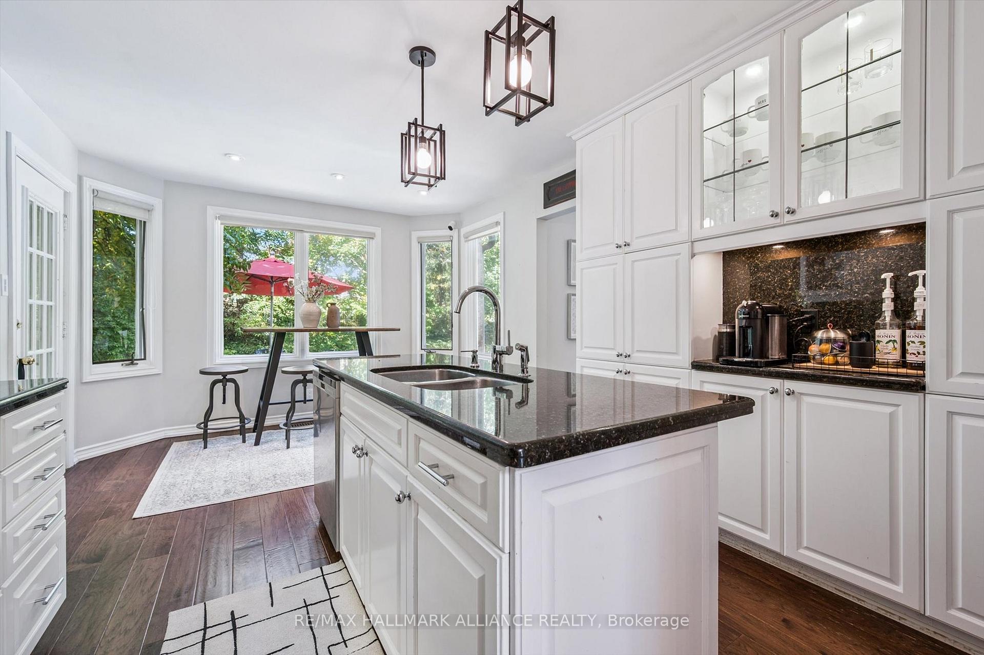 Photo 4 of 6 Coachman Crescent, Hamilton, Freelton — HOMEH
