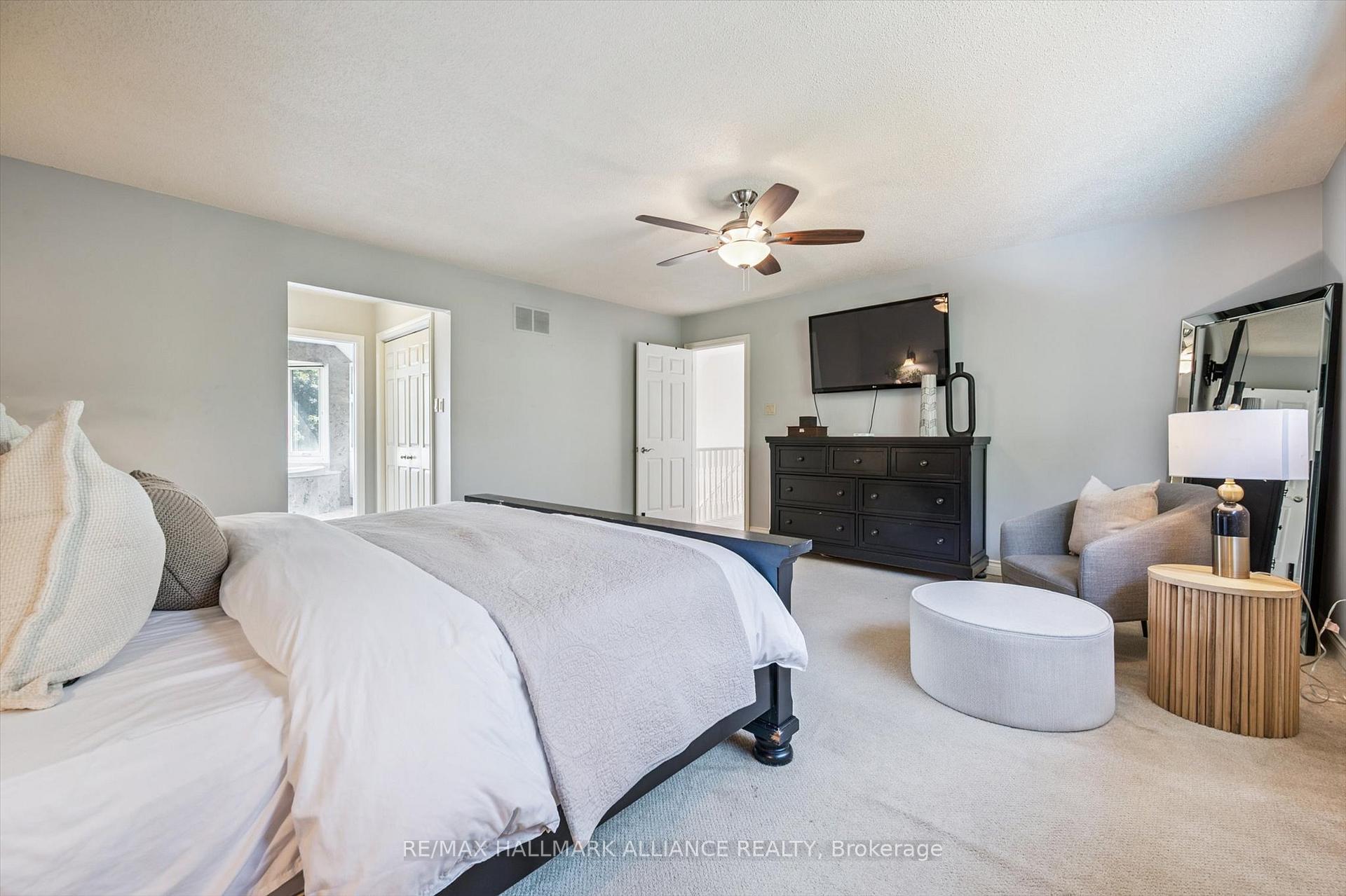 Photo 8 of 6 Coachman Crescent, Hamilton, Freelton — HOMEH