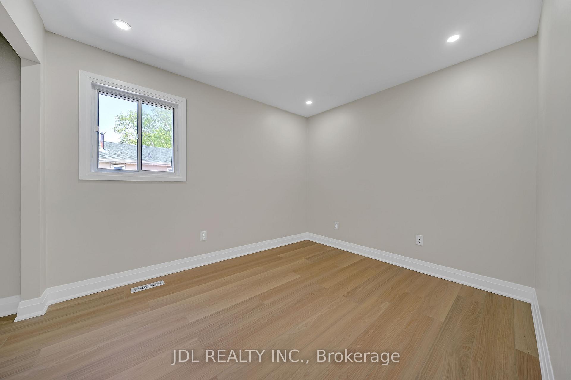 Photo 18 of 110 Michael Boulevard, Whitby, Lynde Creek — HOMEH