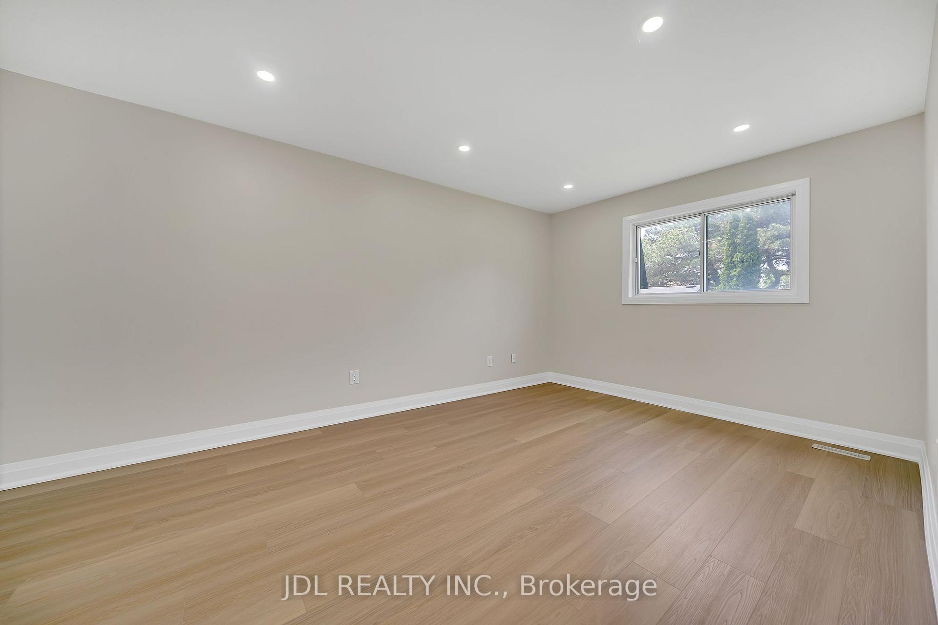 Photo 14 of 110 Michael Boulevard, Whitby, Lynde Creek — HOMEH