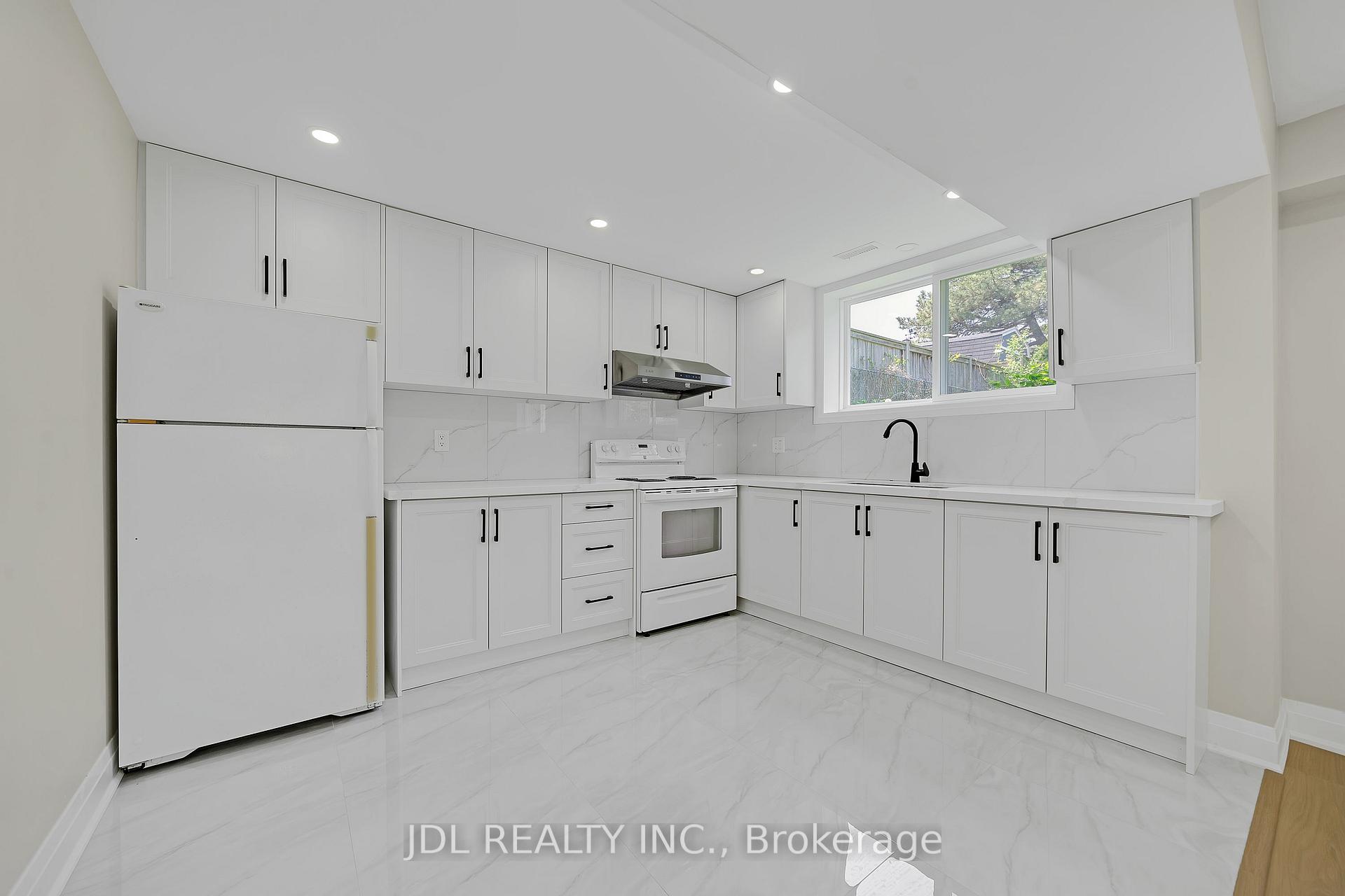 Photo 7 of 110 Michael Boulevard, Whitby, Lynde Creek — HOMEH