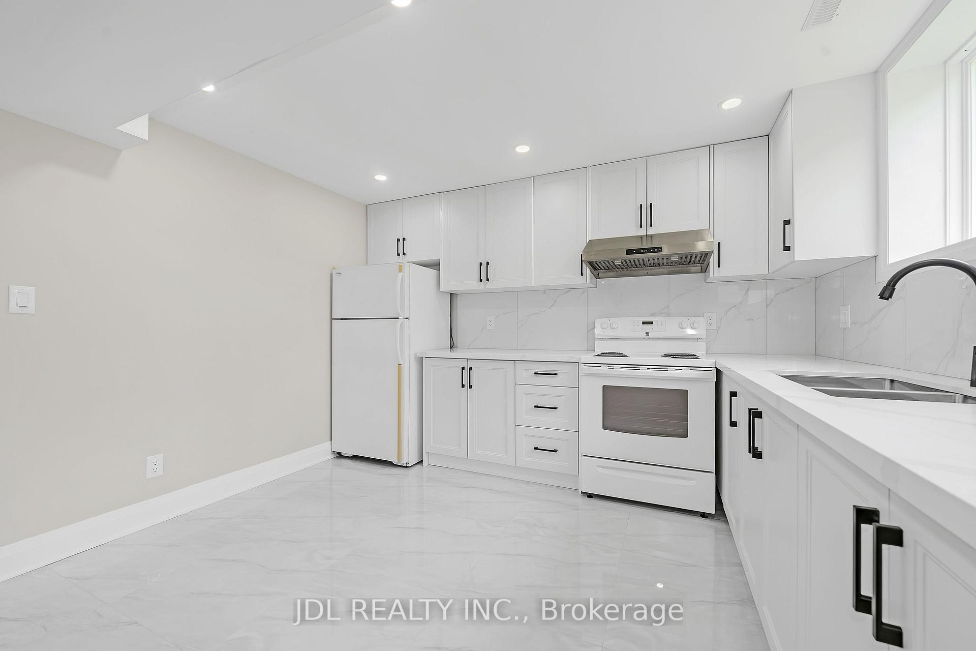 Photo 31 of 110 Michael Boulevard, Whitby, Lynde Creek — HOMEH