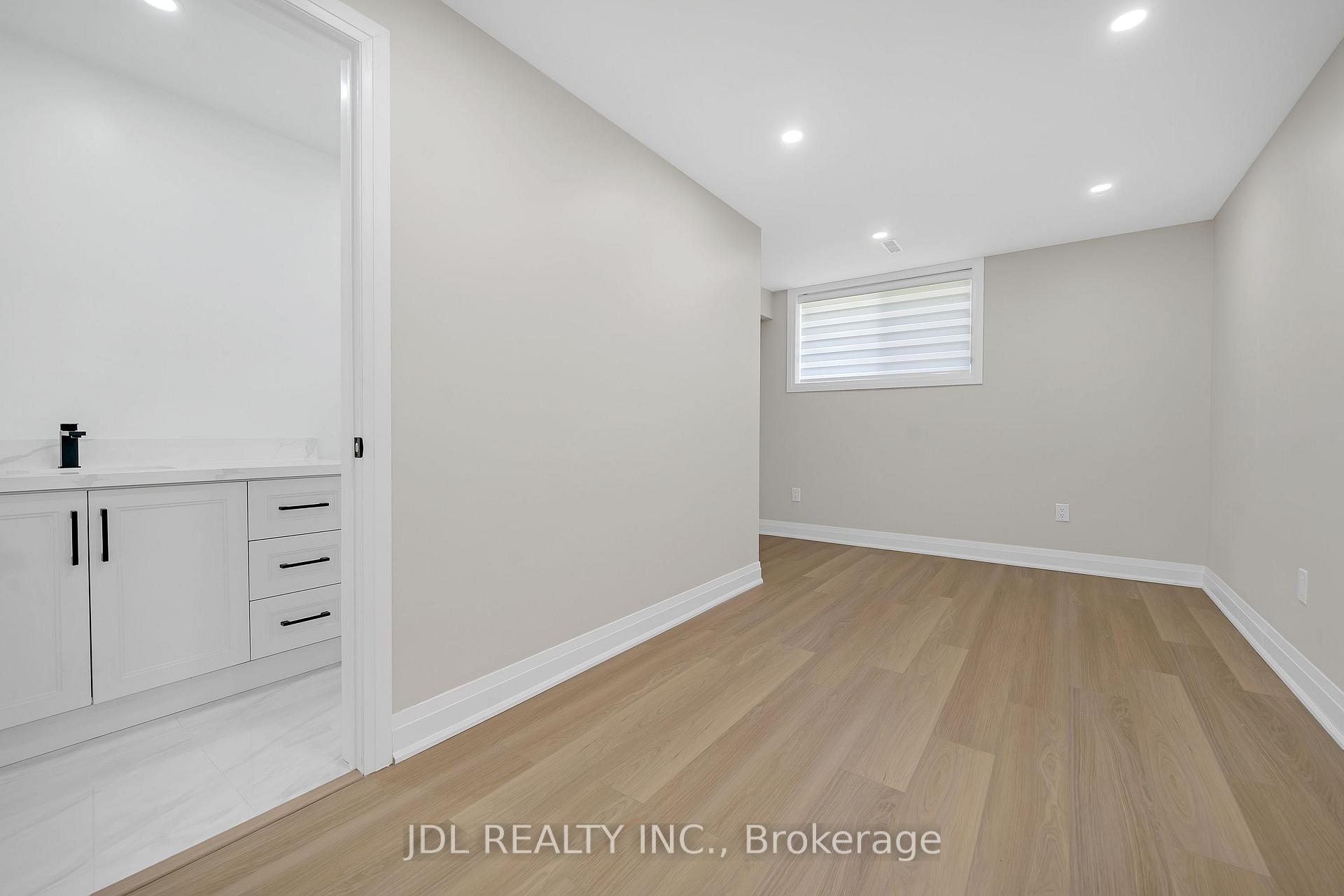 Photo 33 of 110 Michael Boulevard, Whitby, Lynde Creek — HOMEH