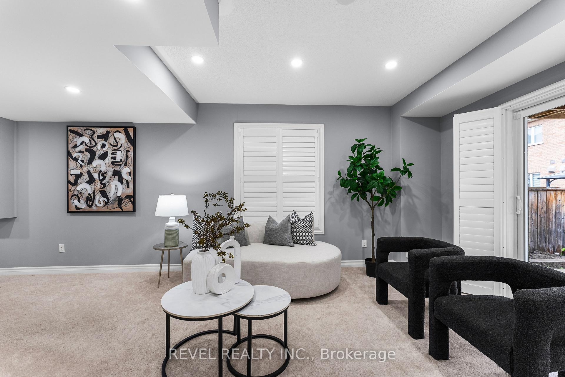 Photo 5 of 1612 Winville Road, Pickering, Duffin Heights — HOMEH