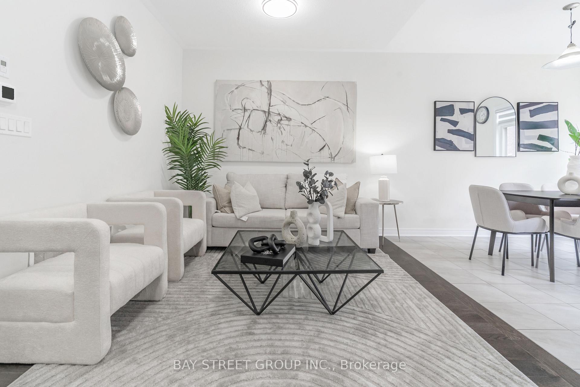 Photo 3 of 2487 Hibiscus Drive, Pickering, Rural Pickering — HOMEH