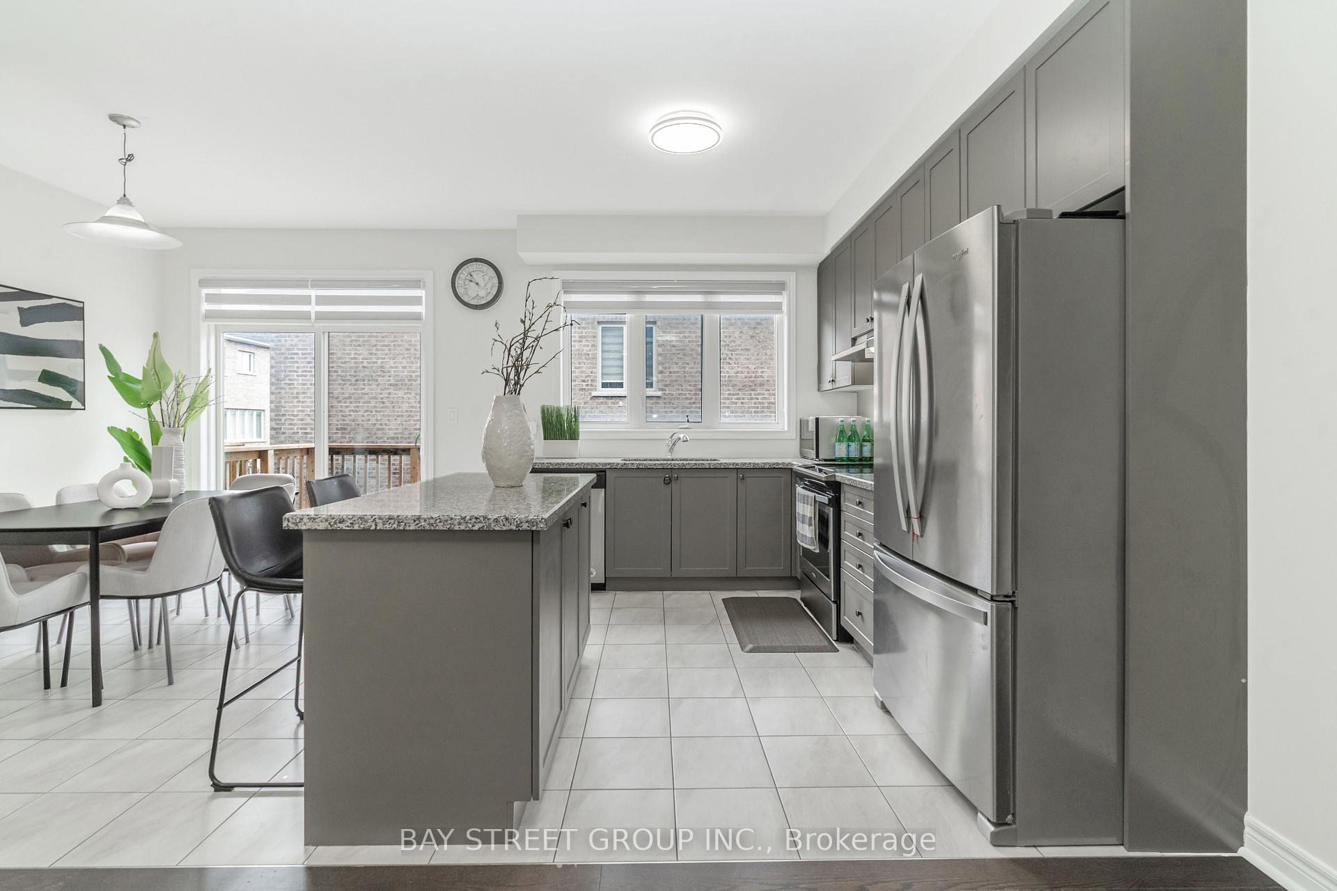 Photo 15 of 2487 Hibiscus Drive, Pickering, Rural Pickering — HOMEH
