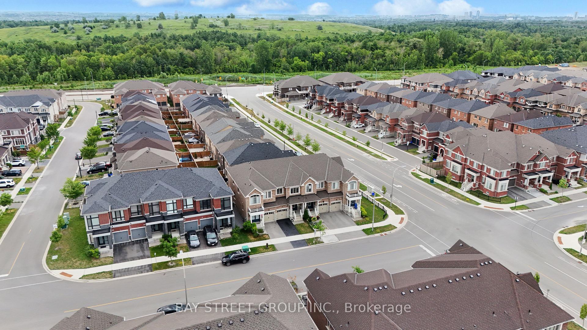 Photo 35 of 2487 Hibiscus Drive, Pickering, Rural Pickering — HOMEH