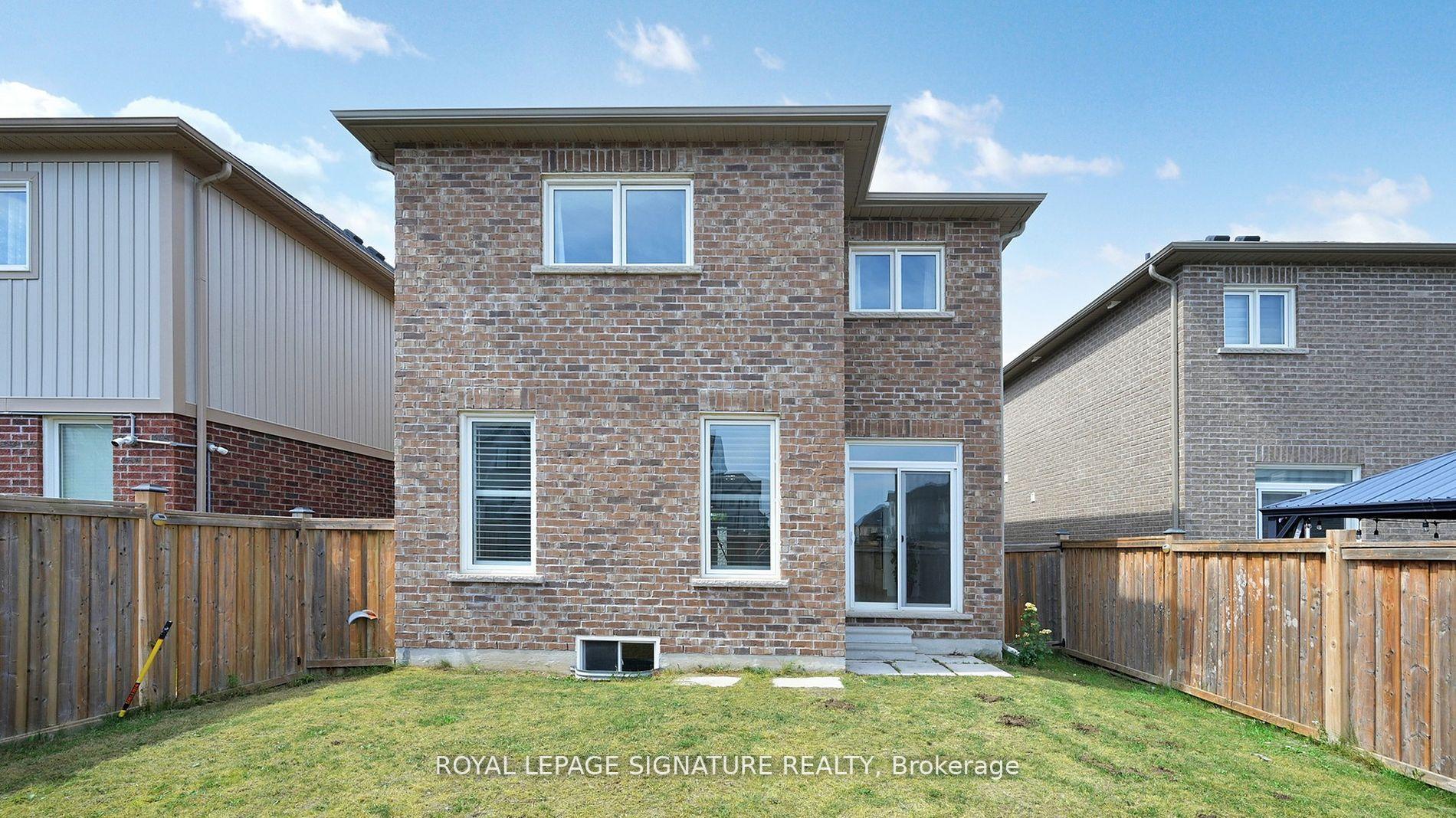 Photo 26 of 62 Moses Crescent, Clarington, Bowmanville — HOMEH